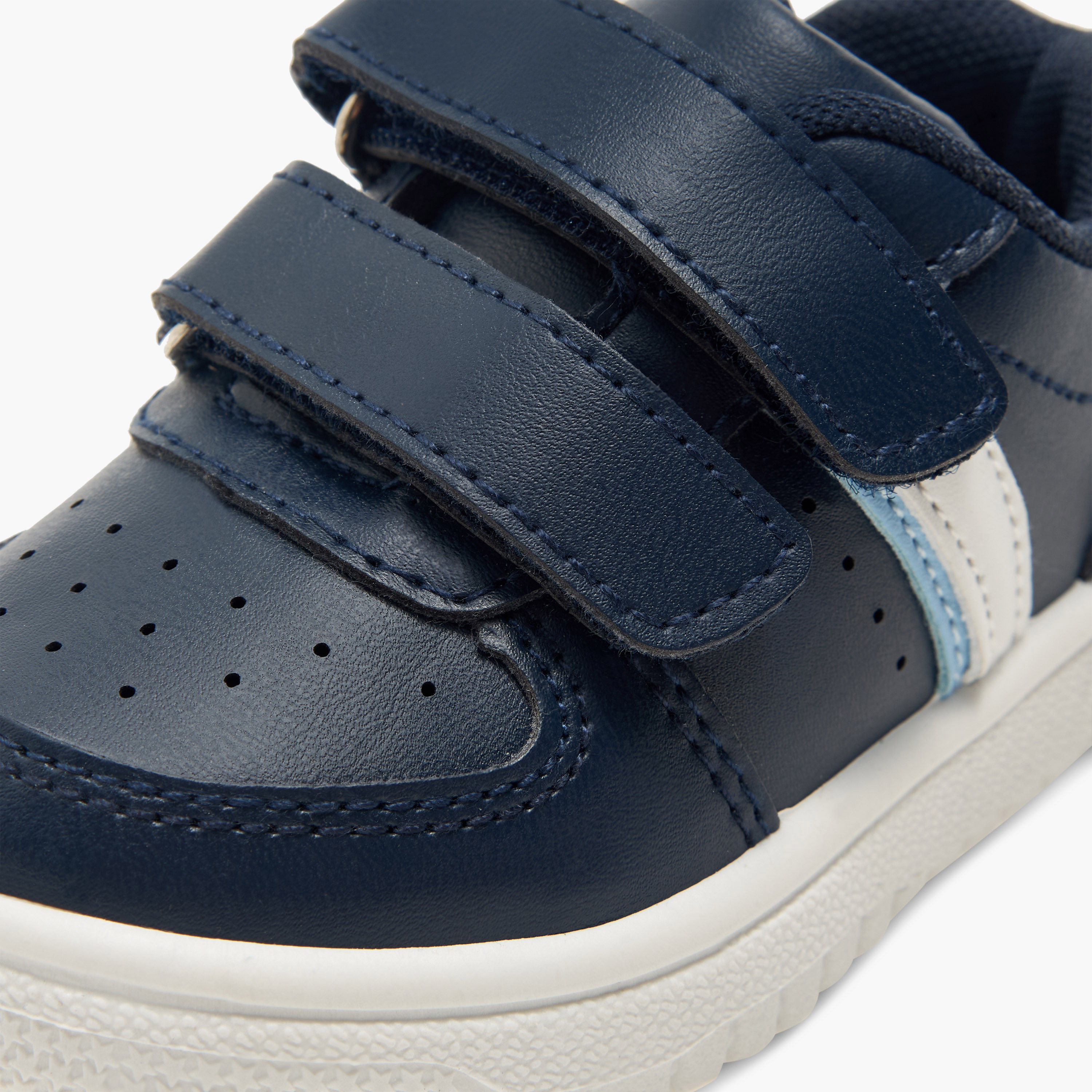 Lbl By Shoexpress Panelled Sneakers with Hook and Loop Closure-baby-boys-shoes-closedshoes-image-4