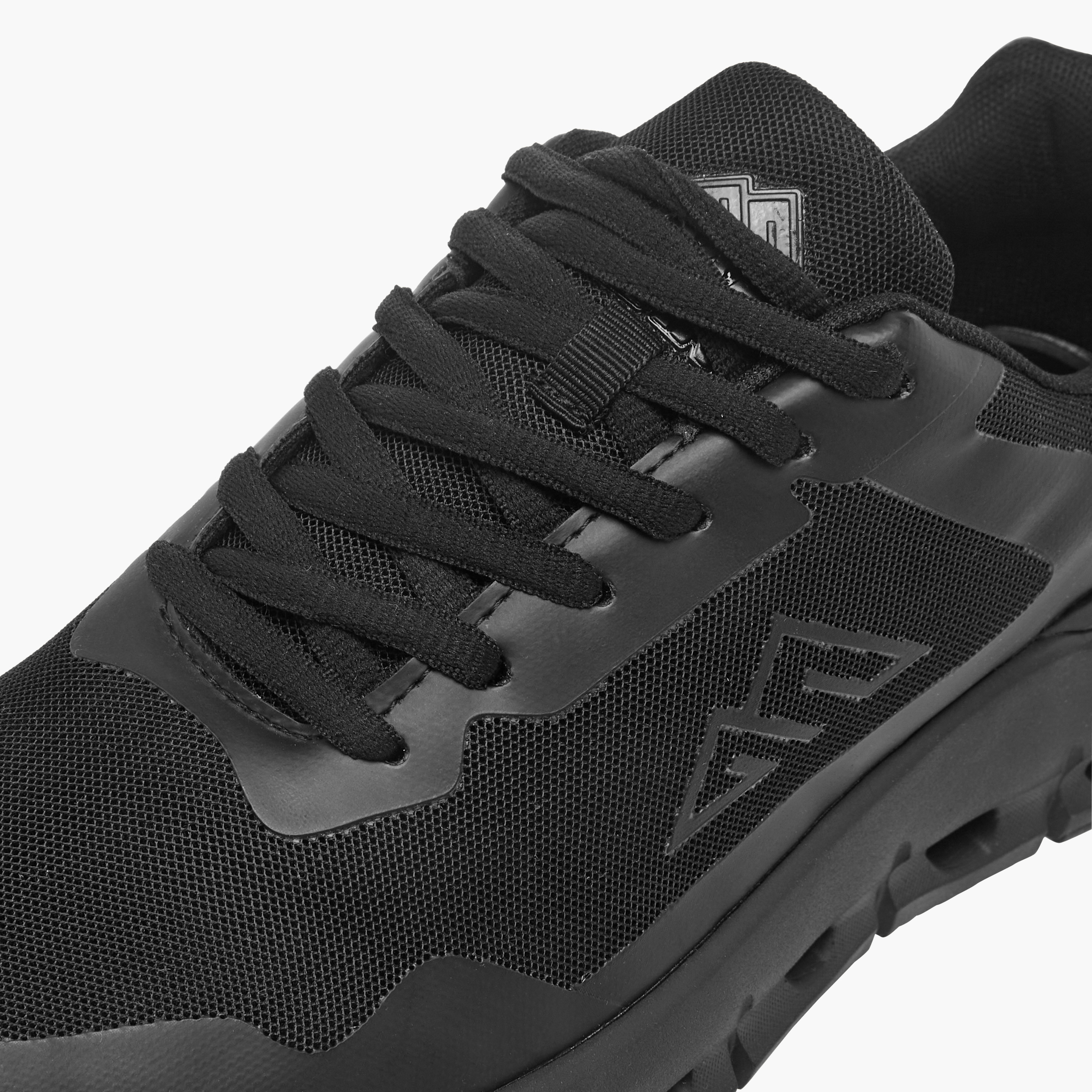 حذاء رياضي شبكي متعدد التصاميم برباط إغلاق من أوكلان من شو إكسبريس-sports-men-shoes-image-4
