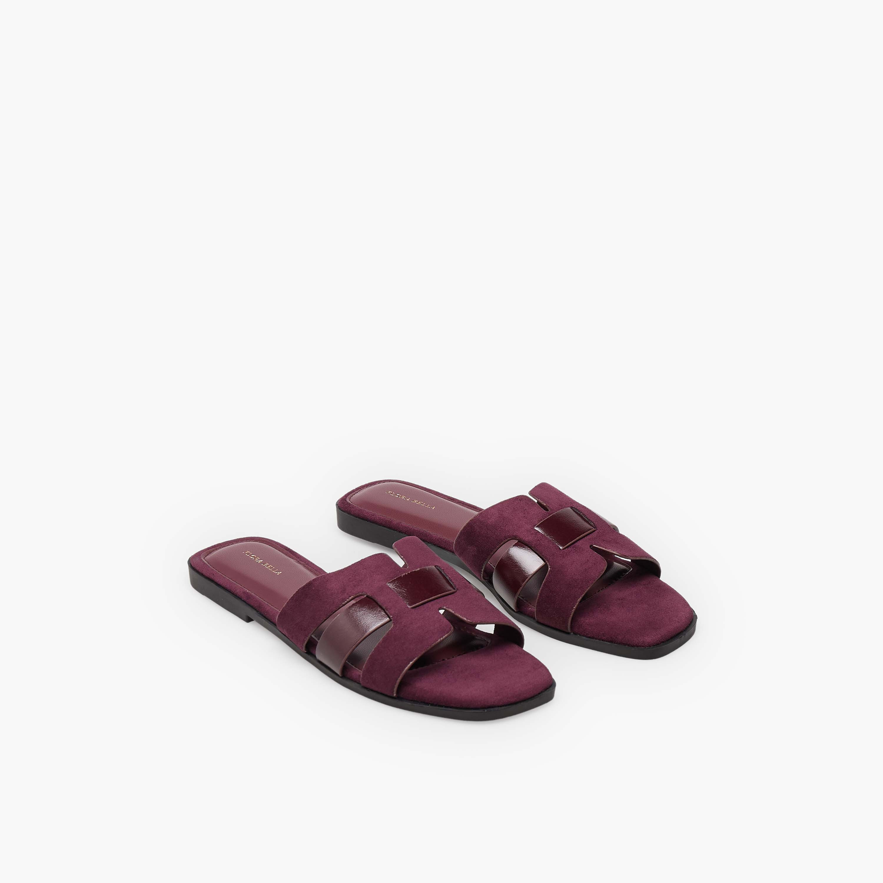 صندل نسائي بقصات وملمس بارز من فلورا بيلا-women-shoes-flats-sandals-image-1
