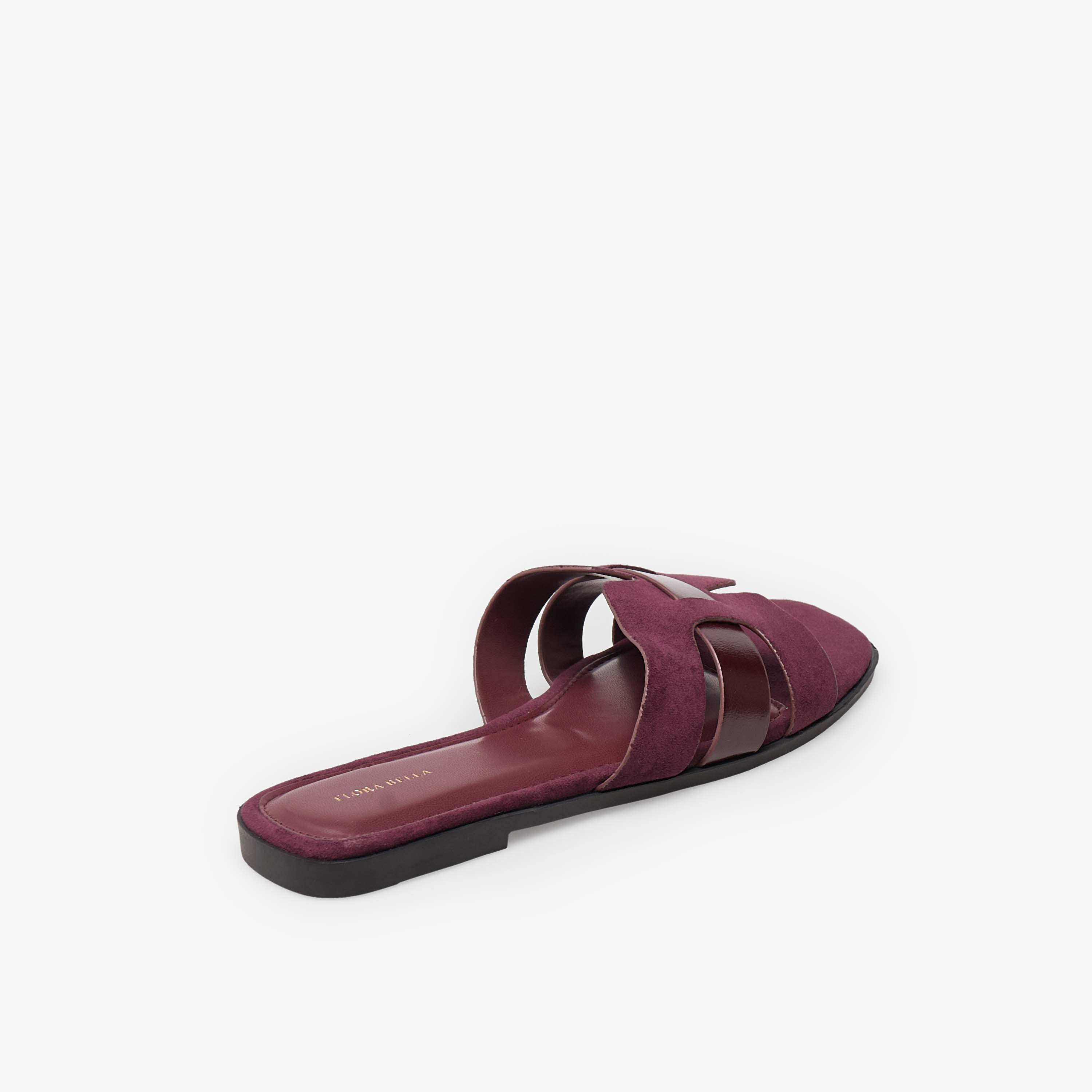 صندل نسائي بقصات وملمس بارز من فلورا بيلا-women-shoes-flats-sandals-image-6