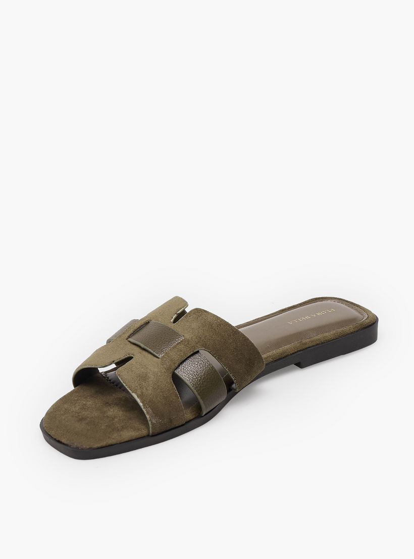 صندل نسائي بقصات وملمس بارز من فلورا بيلا-women-shoes-flats-sandals-image-4