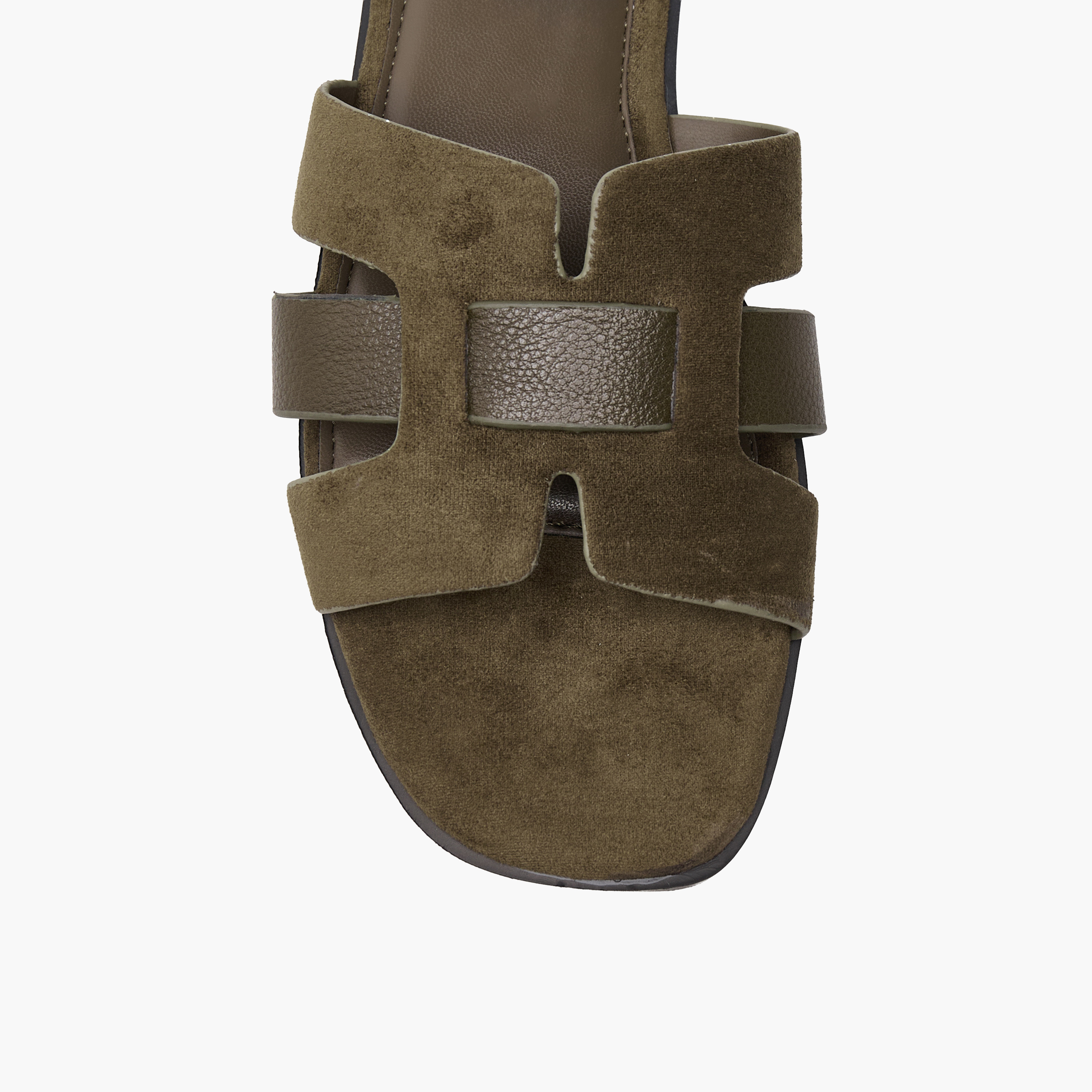 صندل نسائي بقصات وملمس بارز من فلورا بيلا-women-shoes-flats-sandals-image-7