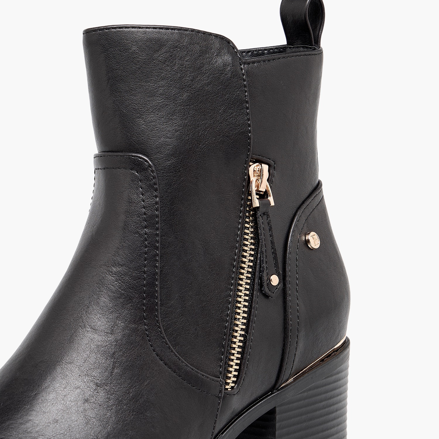 حذاء للنساء بطول الكاحل وكعب عريض من فلورا بيلا-women-shoes-boots-image-4