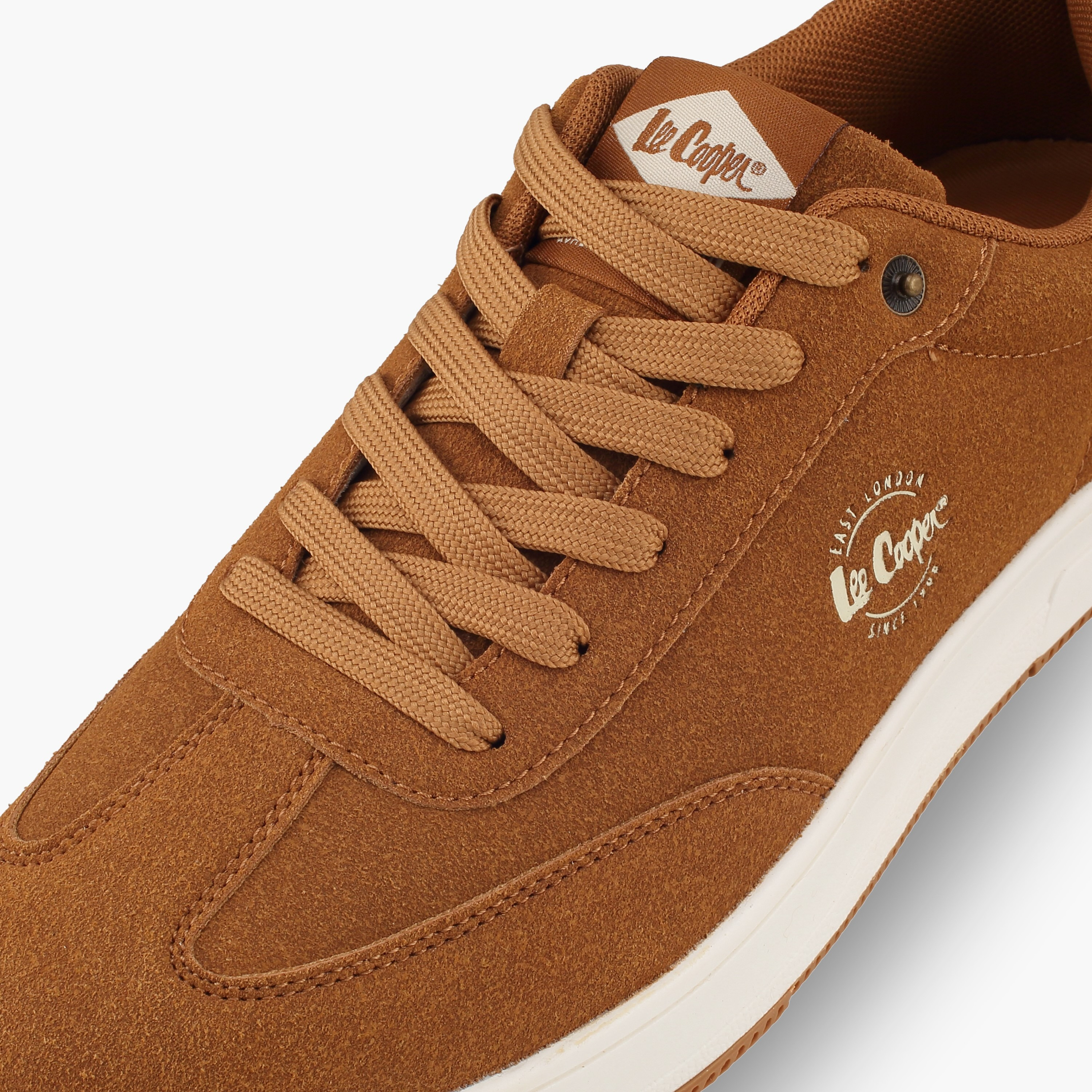 حذاء سنيكرز طول الكاحل برباط وفرو صناعي للنساء من لي كوبر-women-shoes-sneakers-image-4