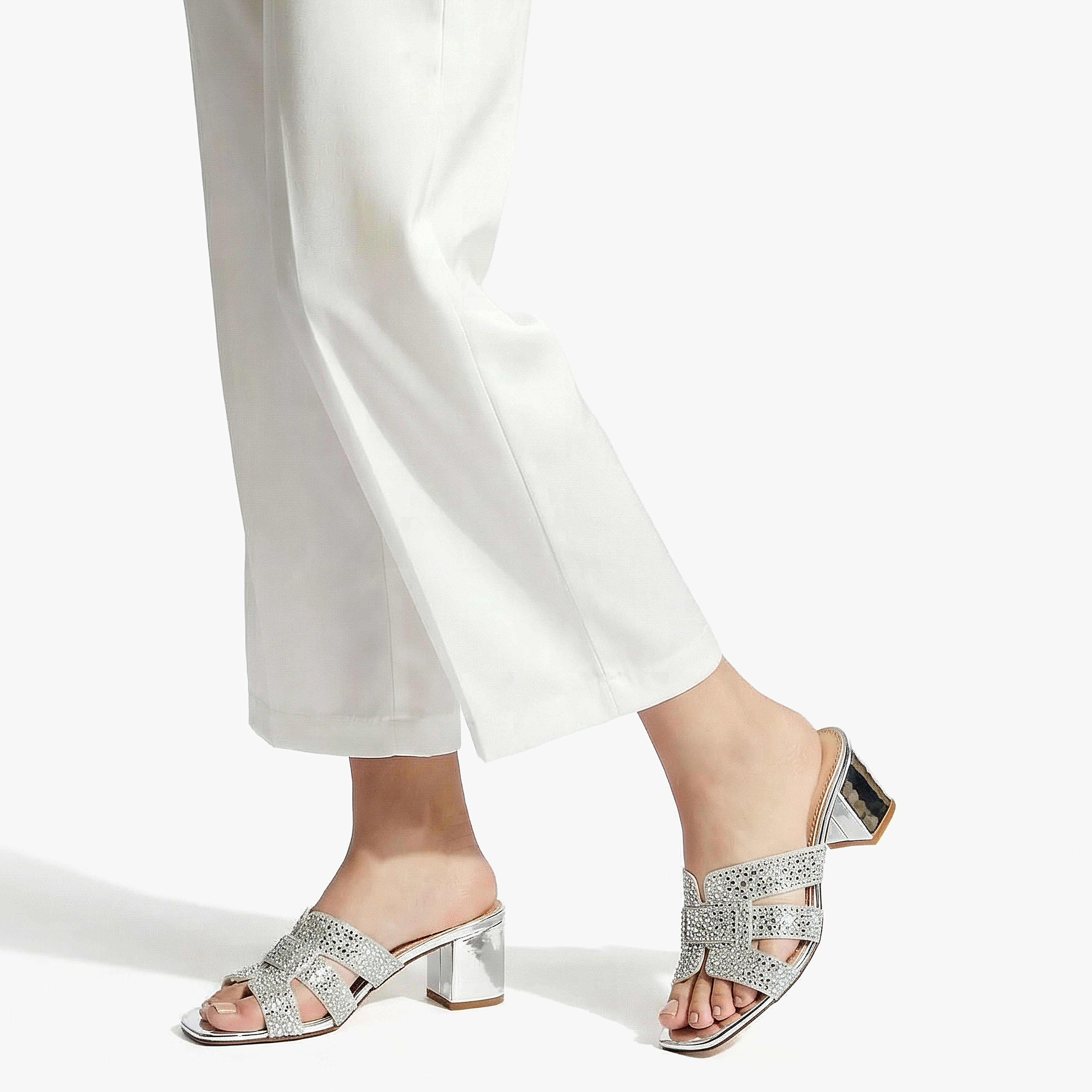 صندل بكعب سميك للنساء من فلورا بيلا-women-shoes-sandals-heeled-image-2