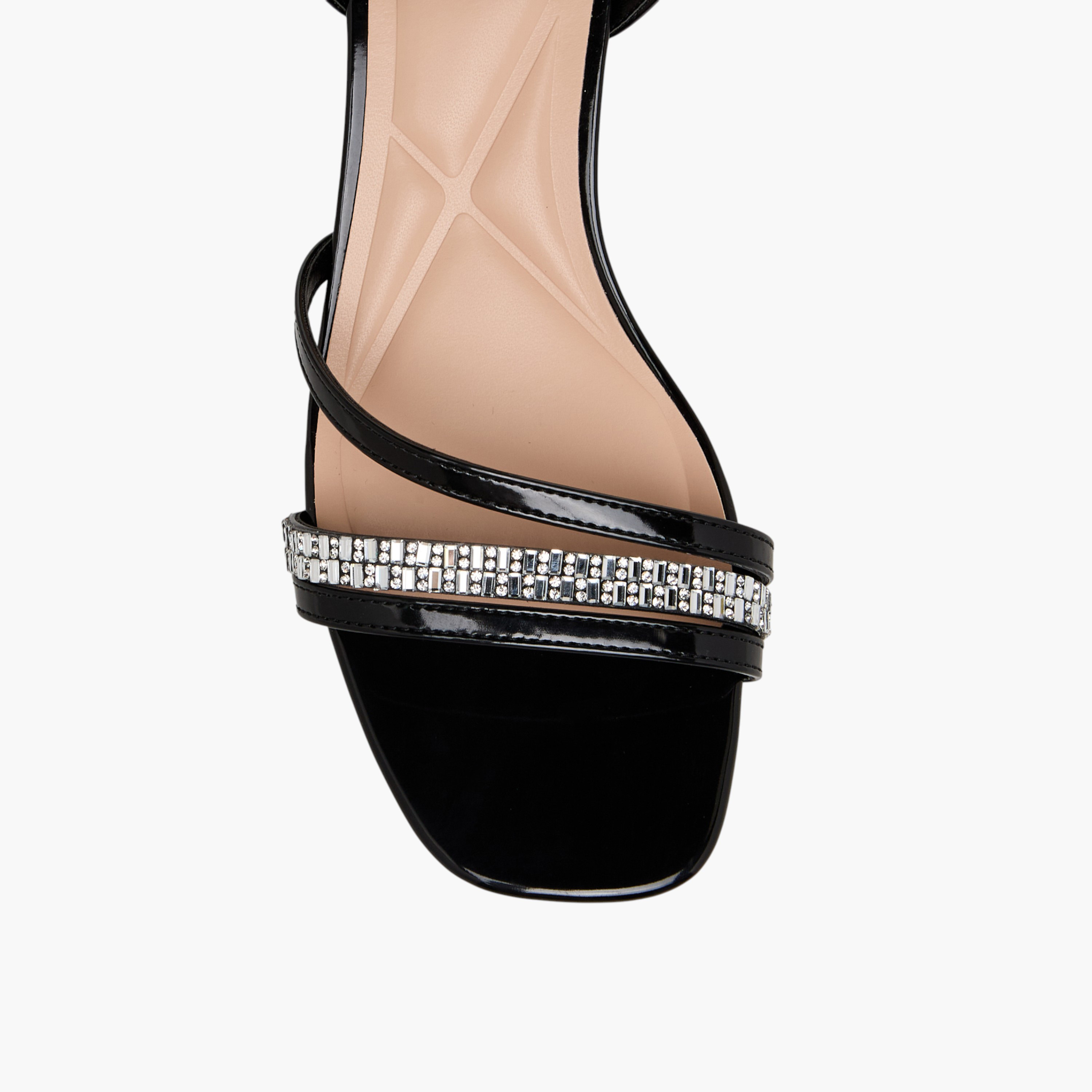 صندل مزين بكعب سميك للنساء من سيليست-women-shoes-sandals-heeled-image-4
