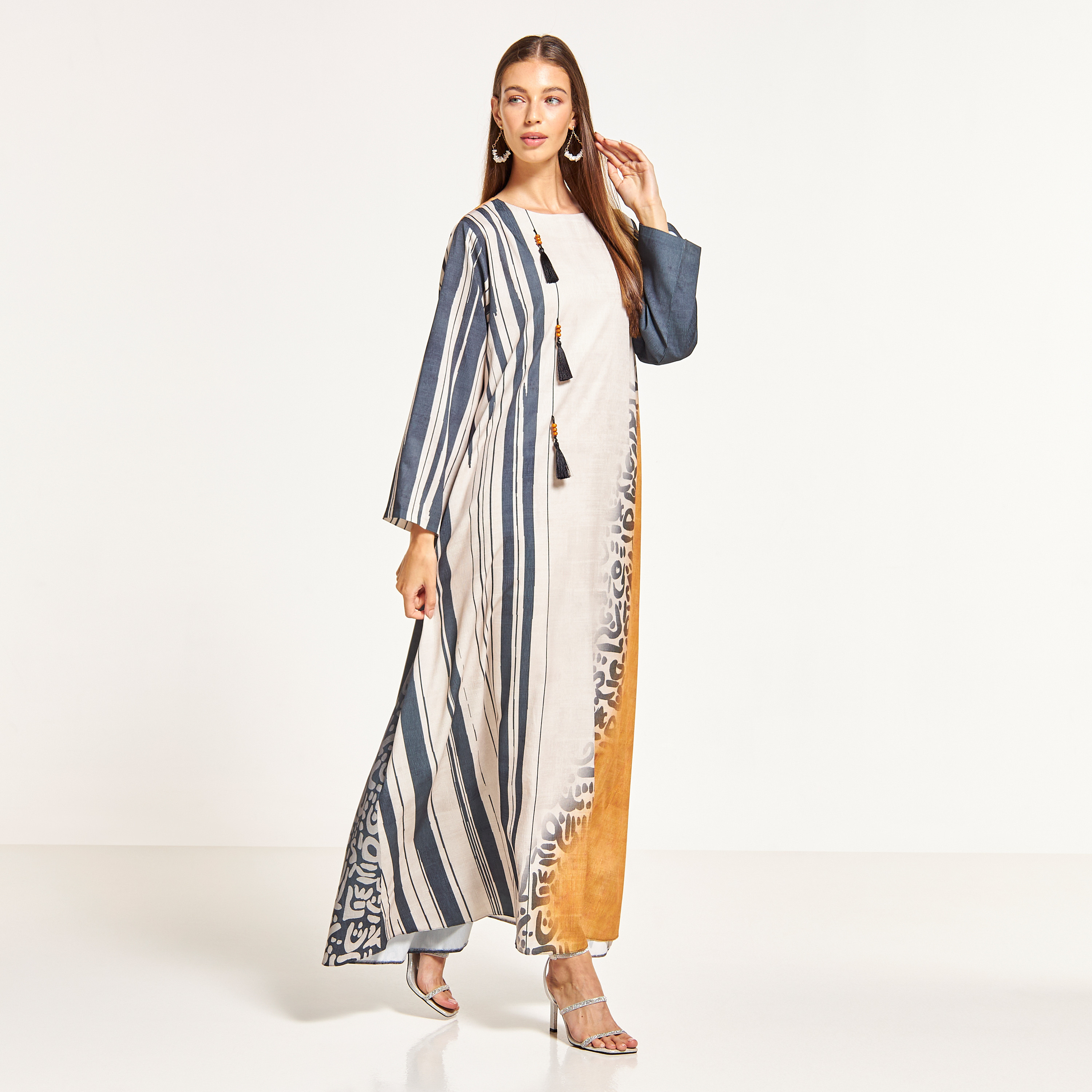 Thouq Printed Jalabiya with Embellished Tassels-women-arabicclothing-jalabiyas-image-1