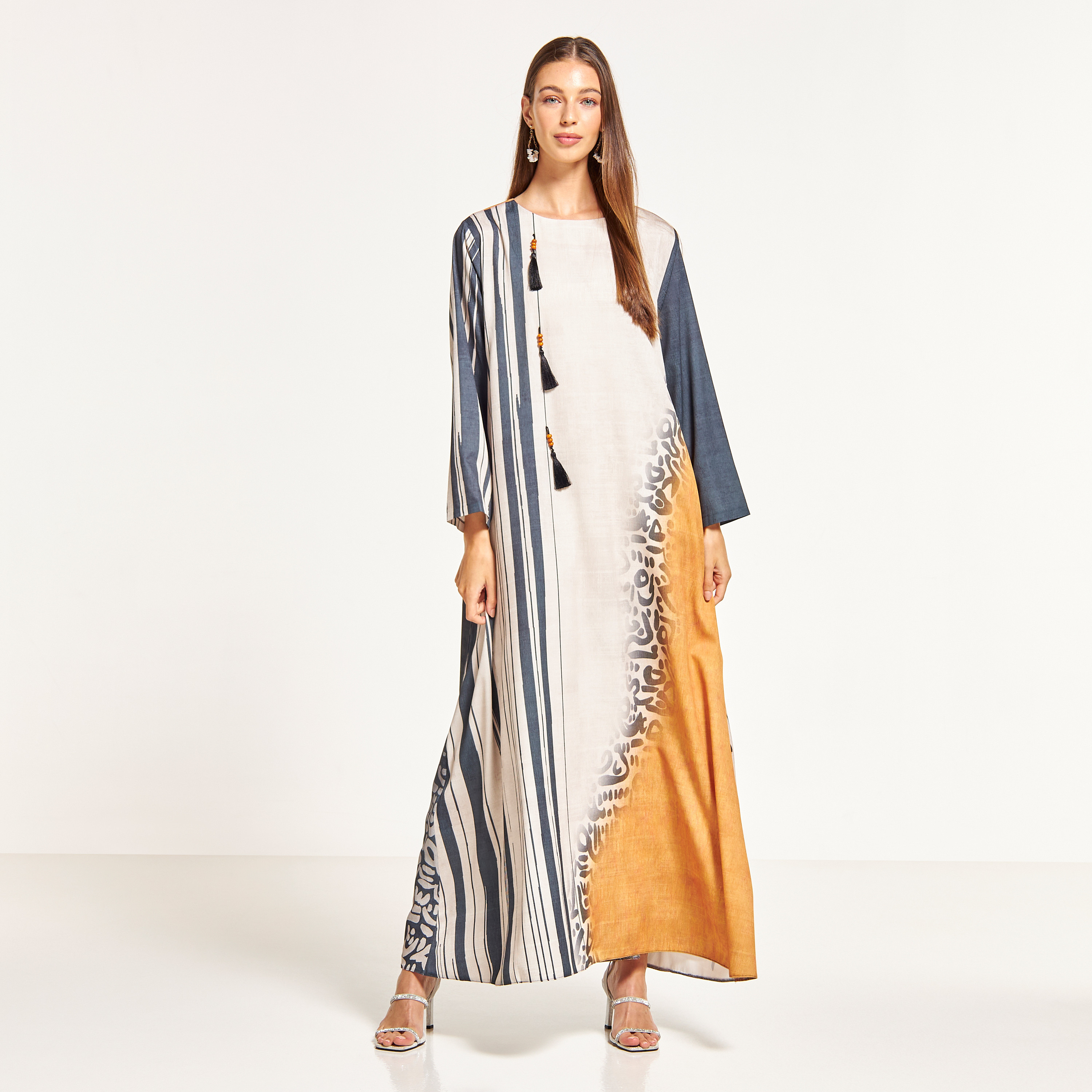 Thouq Printed Jalabiya with Embellished Tassels-women-arabicclothing-jalabiyas-image-4