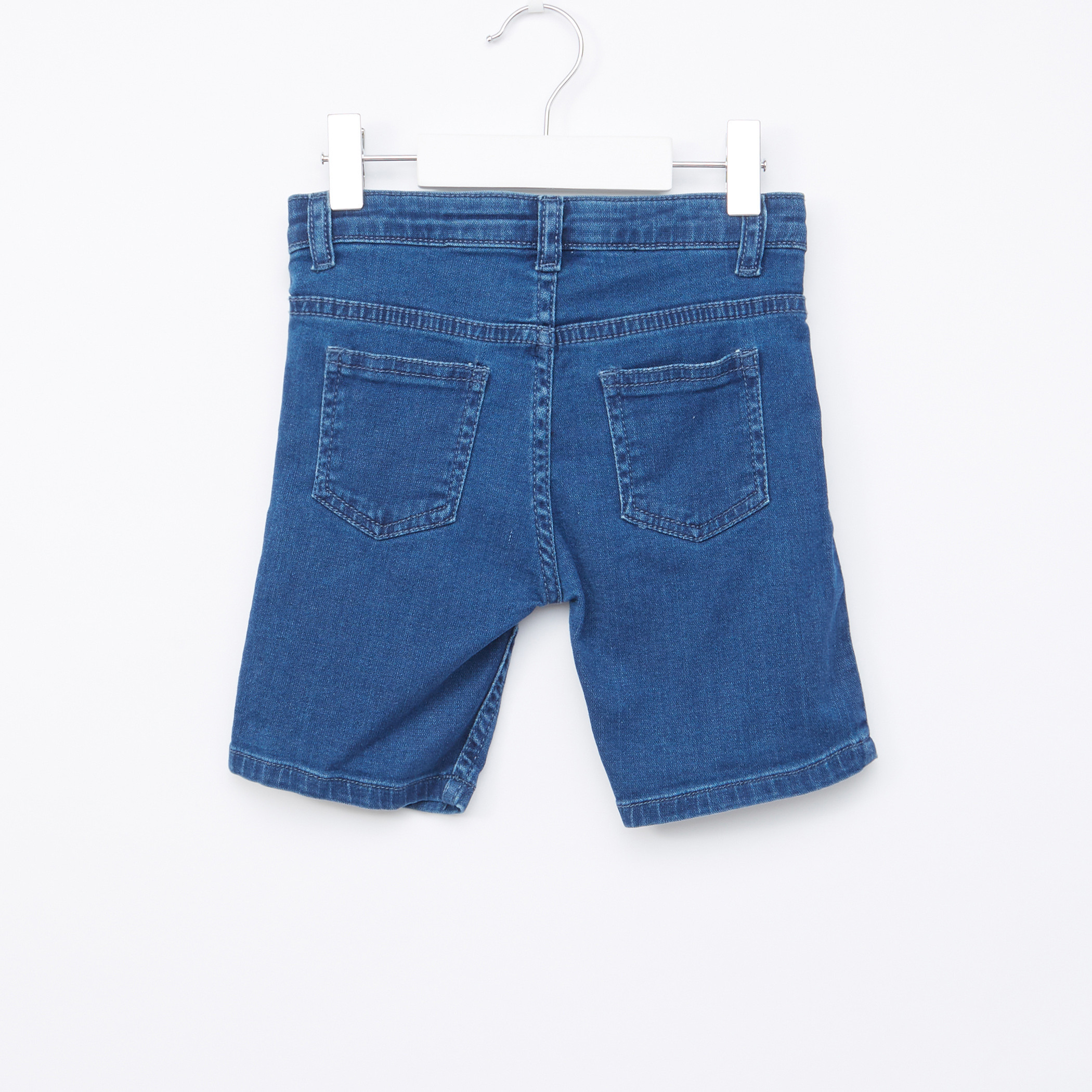 شورت جينز جونيورز بزر إغلاق وتفاصيل جيوب-cpkids-clothing-boys-bottoms-shorts-image-3