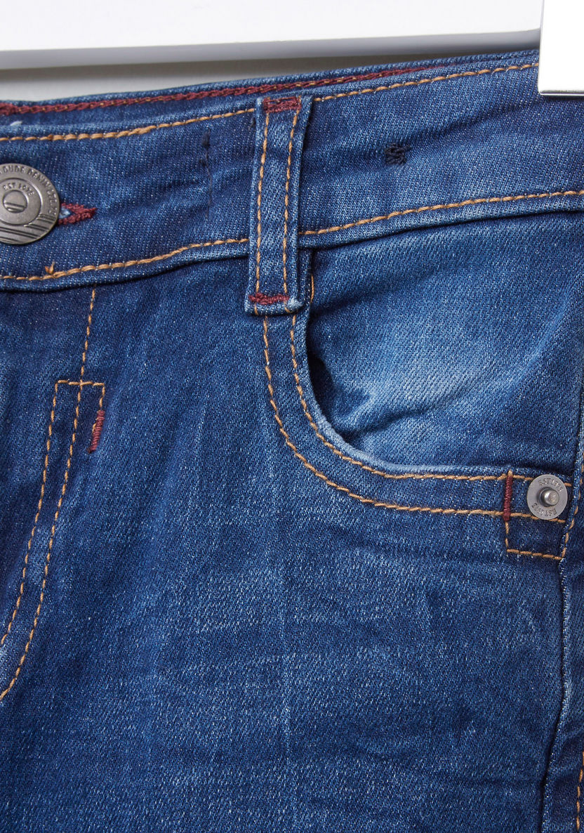 Juniors Denim Pants with Rip Effect-Jeans-image-1