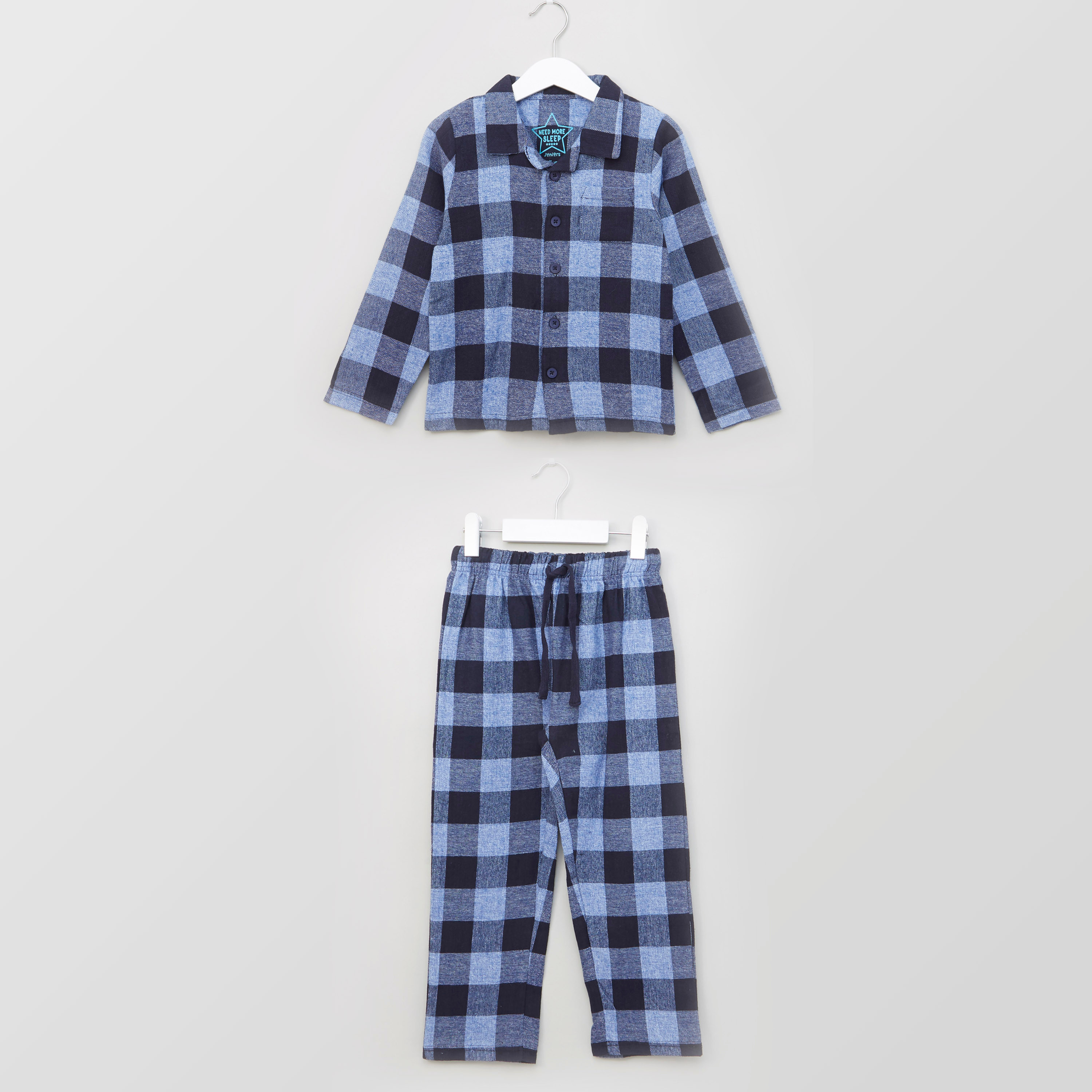 طقم بنطال بيجاما مع قميص كاروهات كلاسيكي من جونيورز-boys-clothing-nightwear-image-1