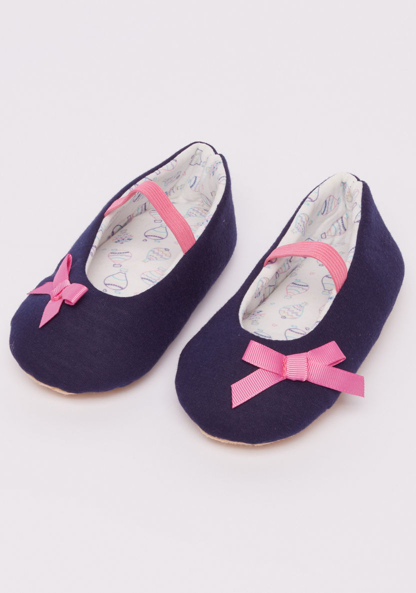 Juniors Textured Booties with Bow Detail and Elasticised Band-Ballerinas-image-0