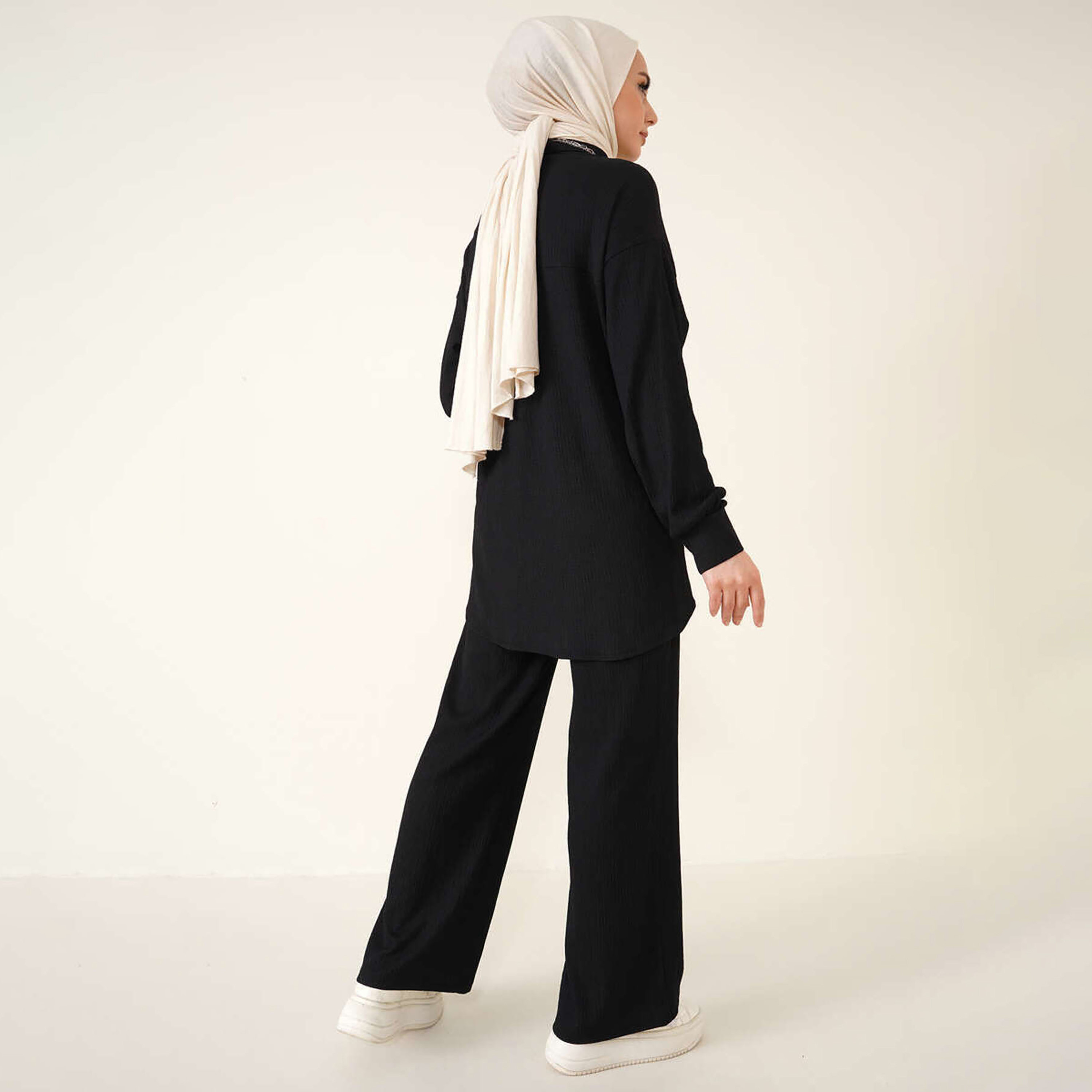 طقم نسائي بقميص بياقة منسوج وبنطلون مع حجاب من بيجدارت-women-clothing-coordsets-image-18