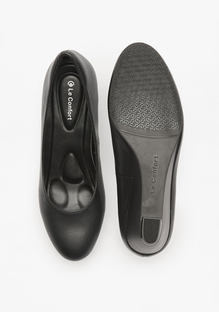 Le Confort Solid Slip-On Wedge Heels Shoes-Women%27s Heel Shoes-image-4