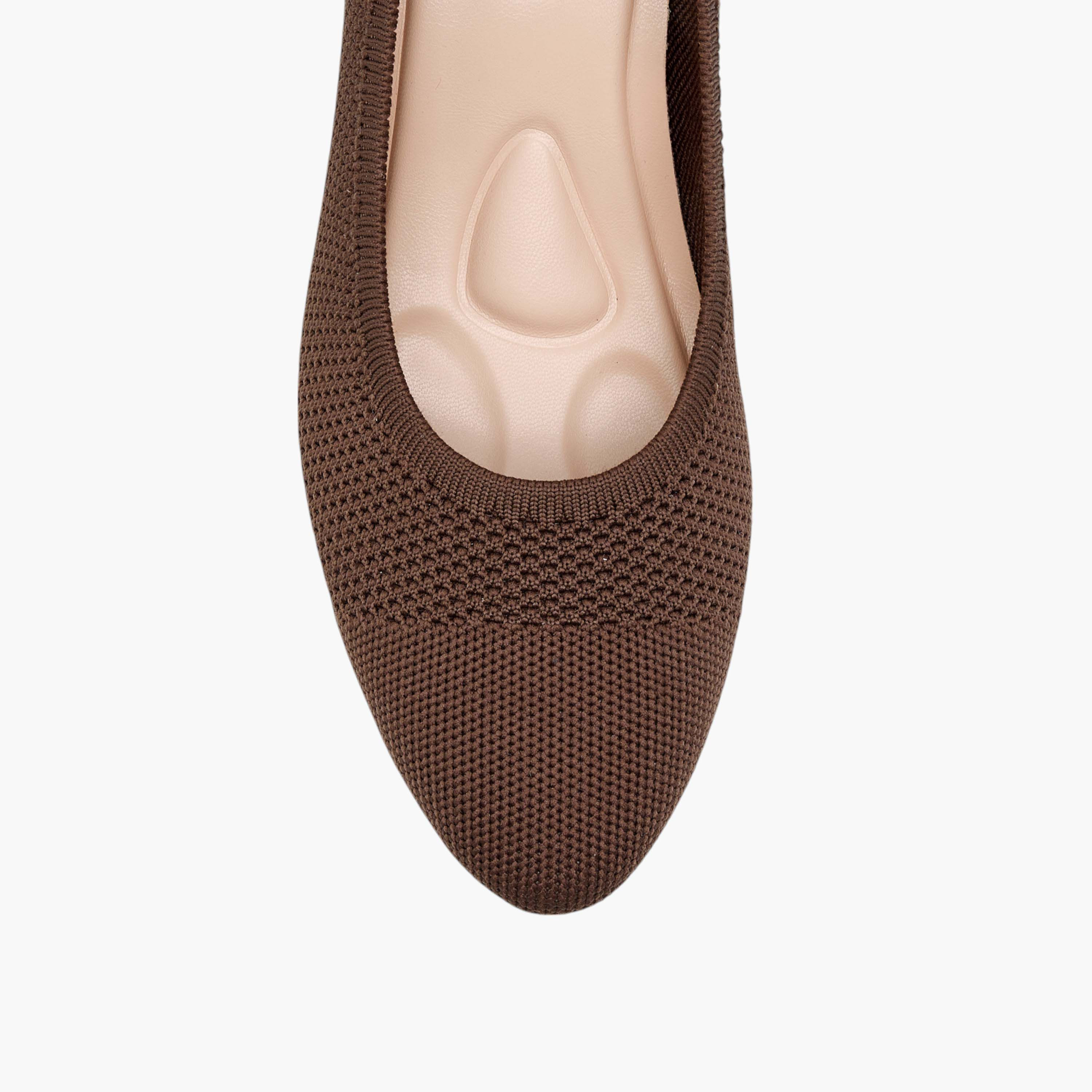 حذاء كلاسيكي فلاي نيت سهل الارتداء بارز الملمس بكعب مخروطي من لو كونفورت-women-shoes-heels-image-4