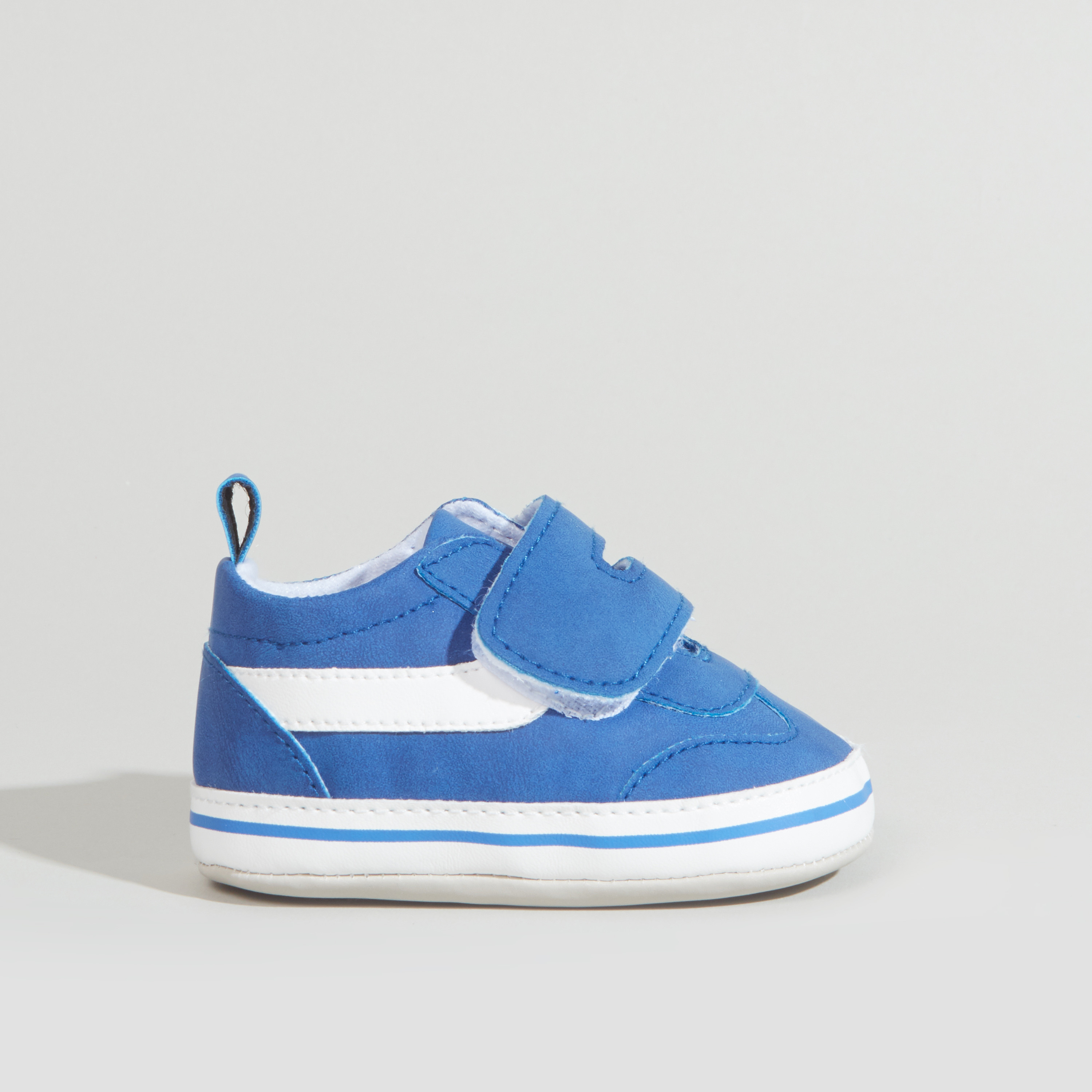 حذاء طويل للأطفال  بشريط إغلاق من جونيورز-promo_babyshop_Buy3for1_OMN230426-image-3