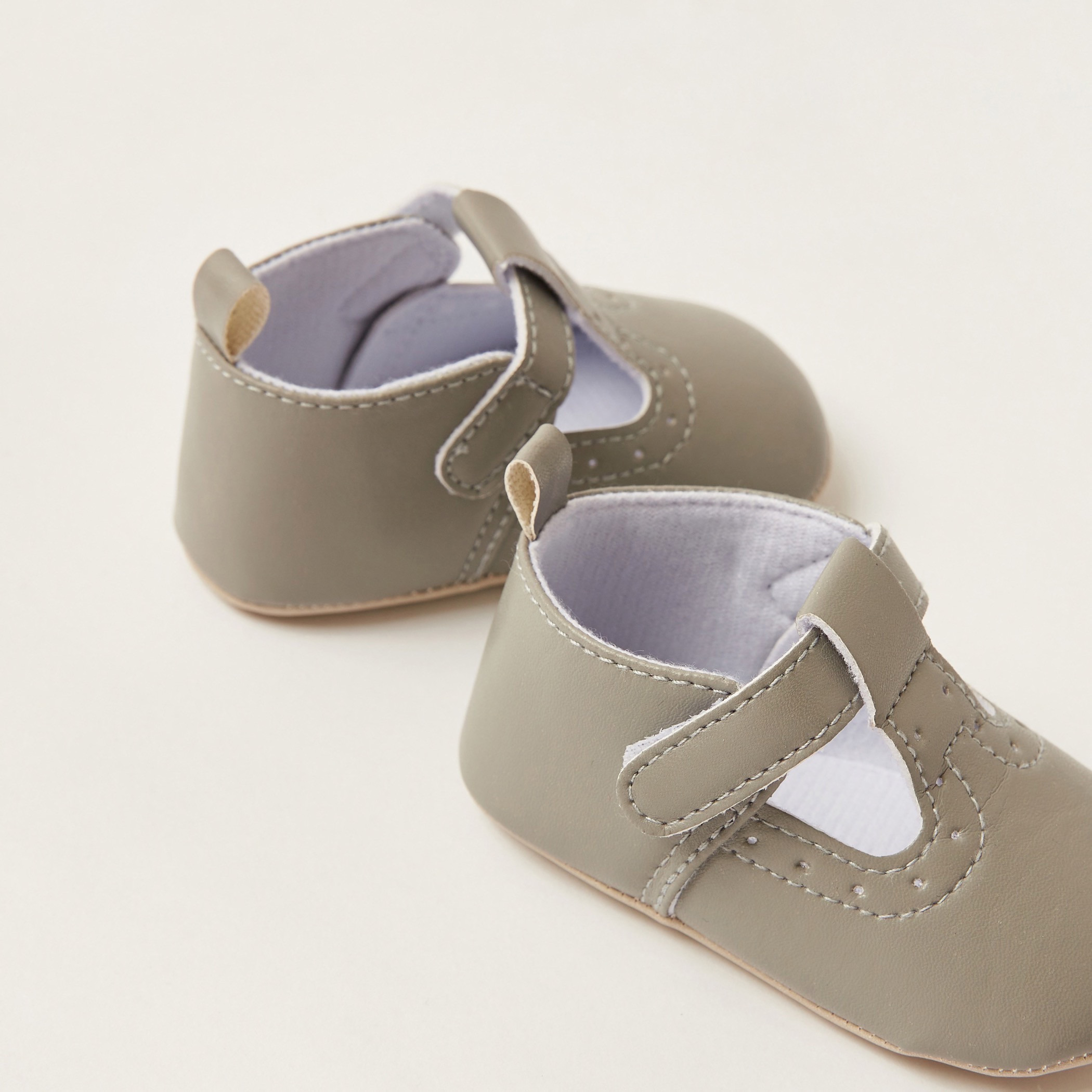 Juniors Stitch Detail Shoes with Hook and Loop Closure-baby-boys-shoes-closedshoes-image-4