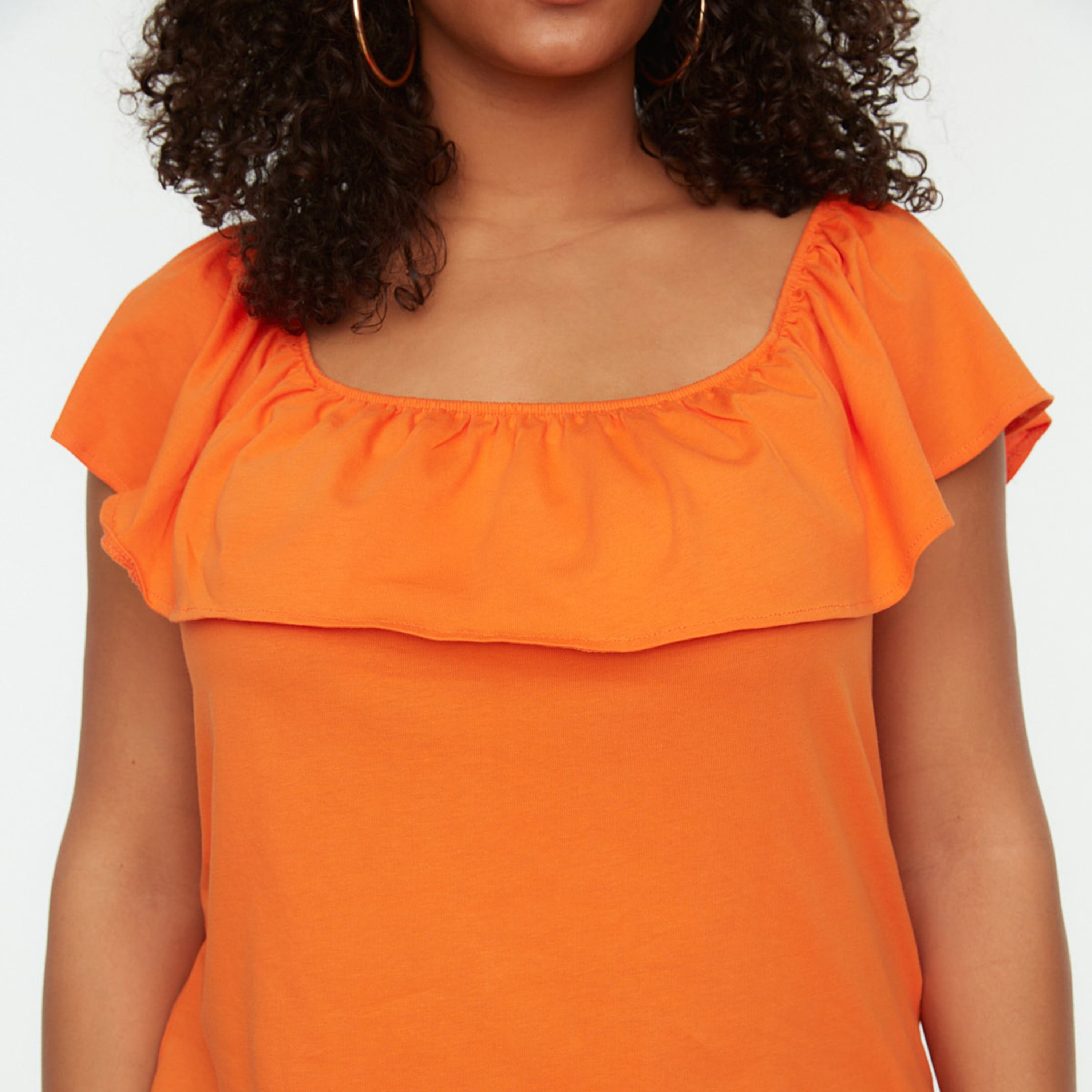 توب ترينديول نسائي بلون برتقالي سادة برقبة مربعة-women-clothing-shirtsandblouses-blouses-image-3