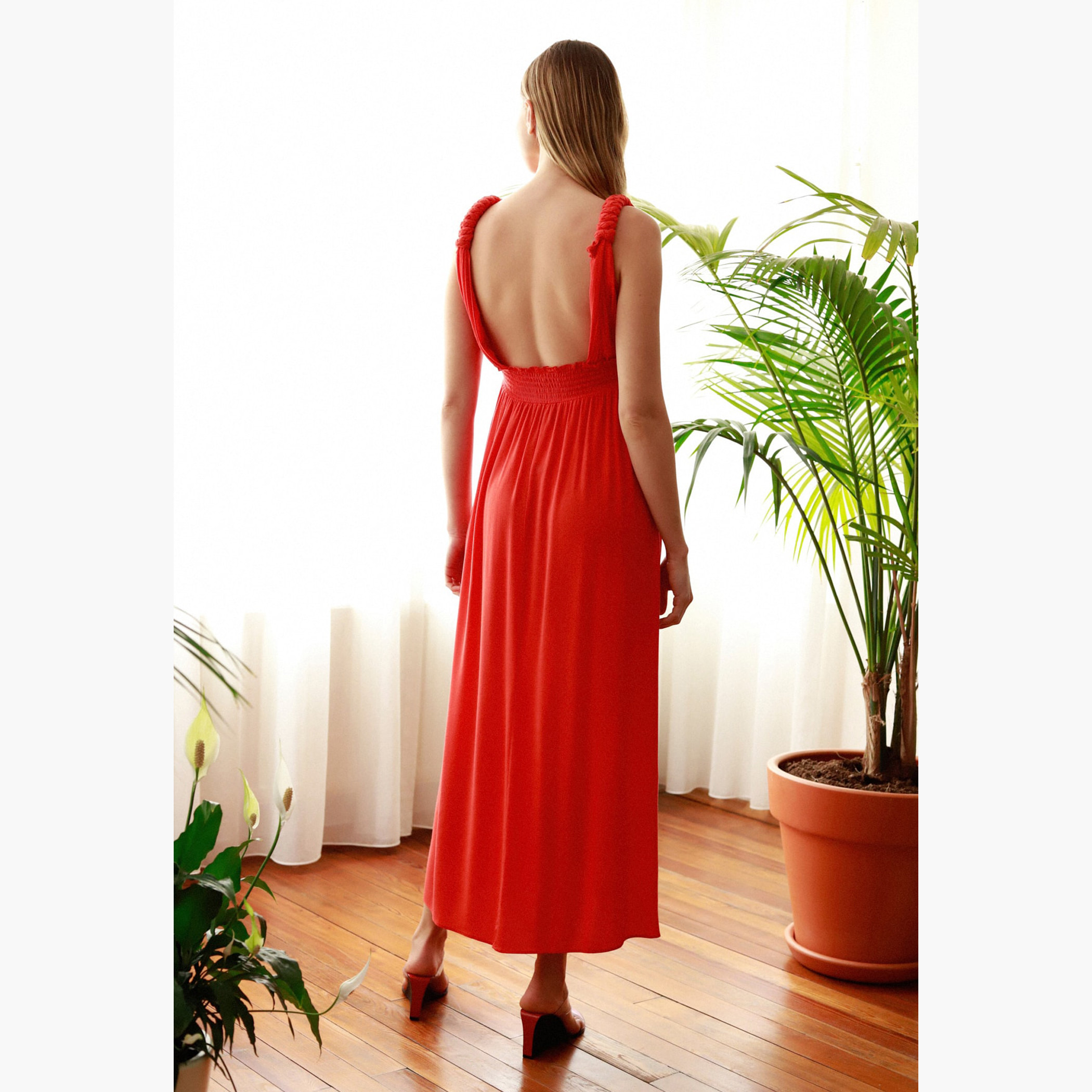 فستان طويل إيه لاين دون أكمام بارز الملمس وبياقة v من ترنيديول-women-clothing-dresses-image-5