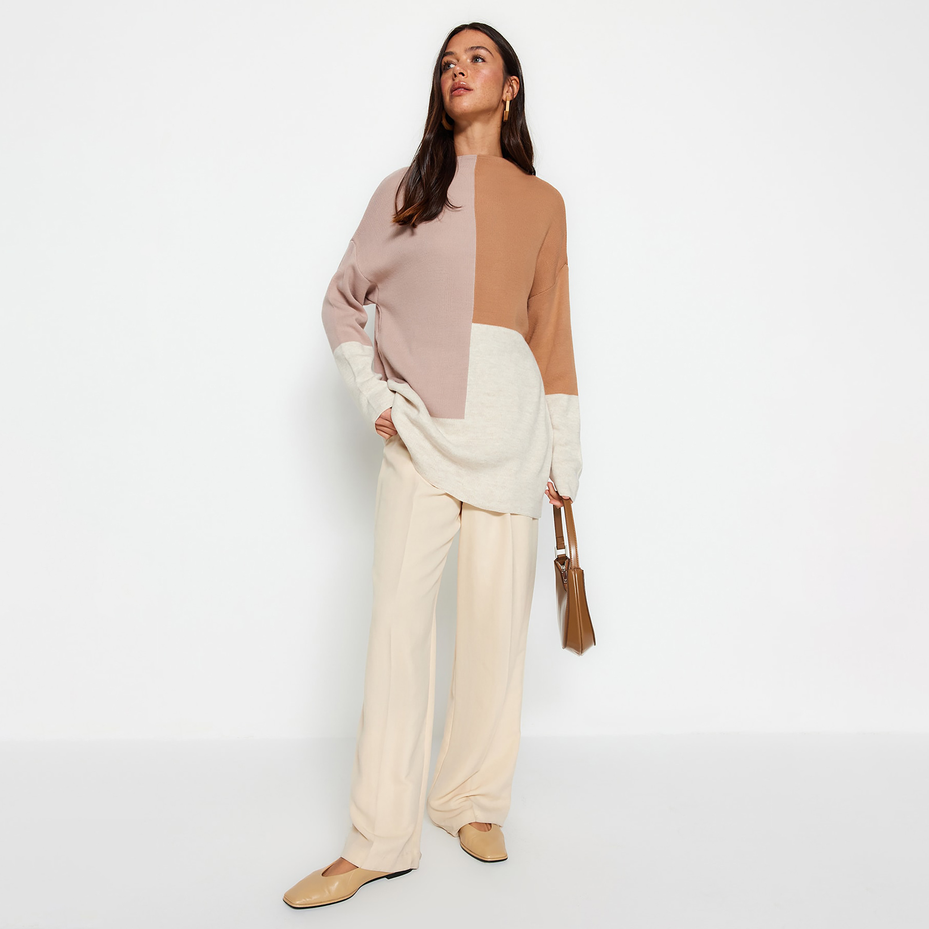 Trendyol Modest Color-Blocked High Neck Dropped Sleeves Women's Sweater-women-winterwear-cardigansandjumpers-jumpers-image-2