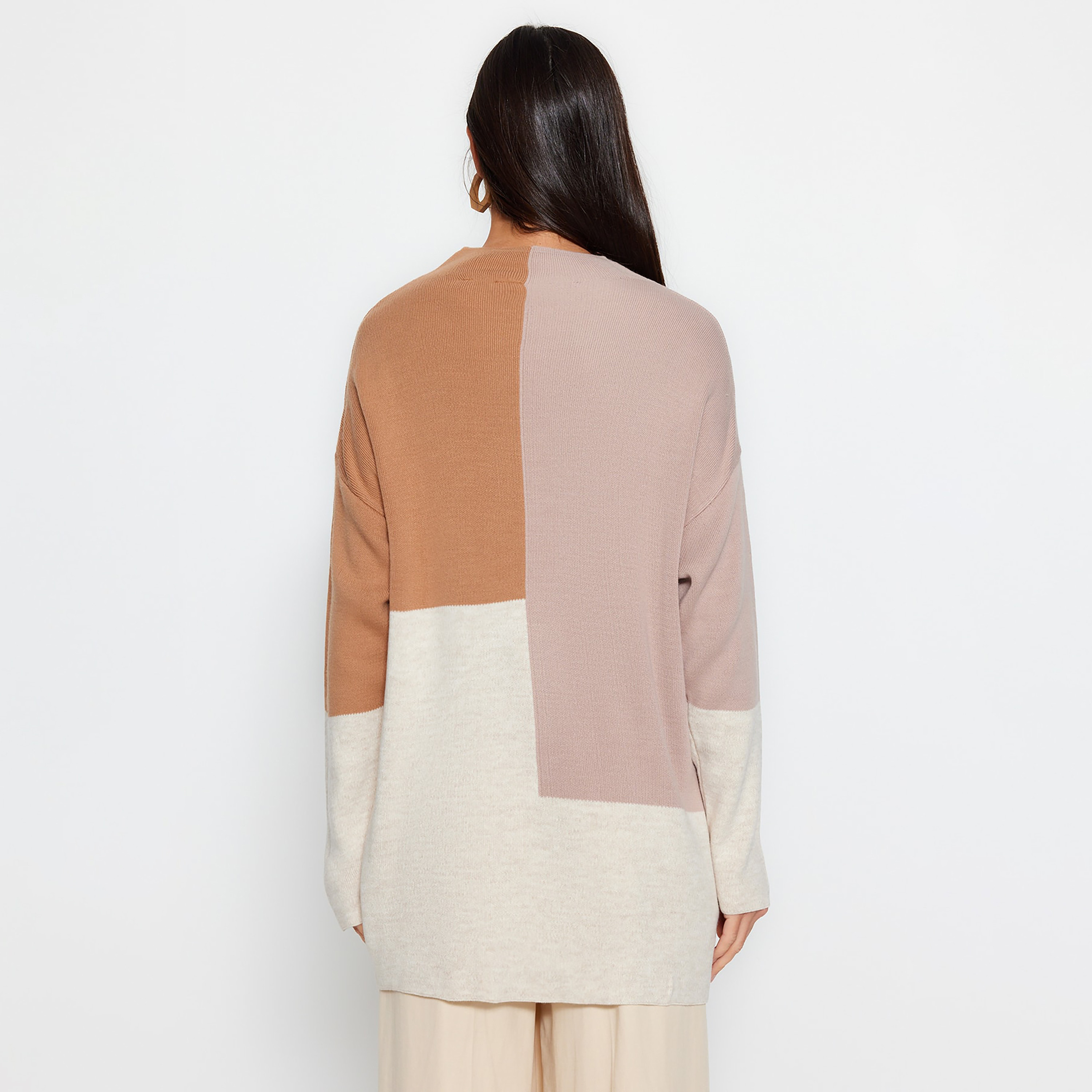 Trendyol Modest Color-Blocked High Neck Dropped Sleeves Women's Sweater-women-winterwear-cardigansandjumpers-jumpers-image-3