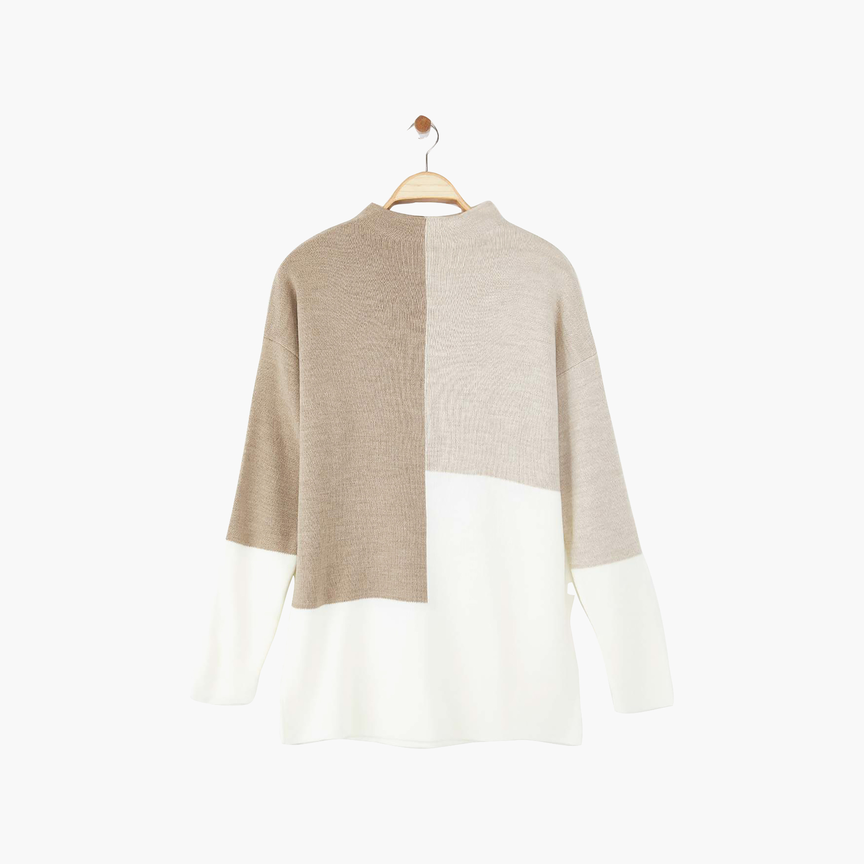 بلوفر حريمي محتشم بألوان متباينة بياقة مرتفعة وأكمام مسدلة من تريندyol-women-winterwear-cardigansandjumpers-jumpers-image-2