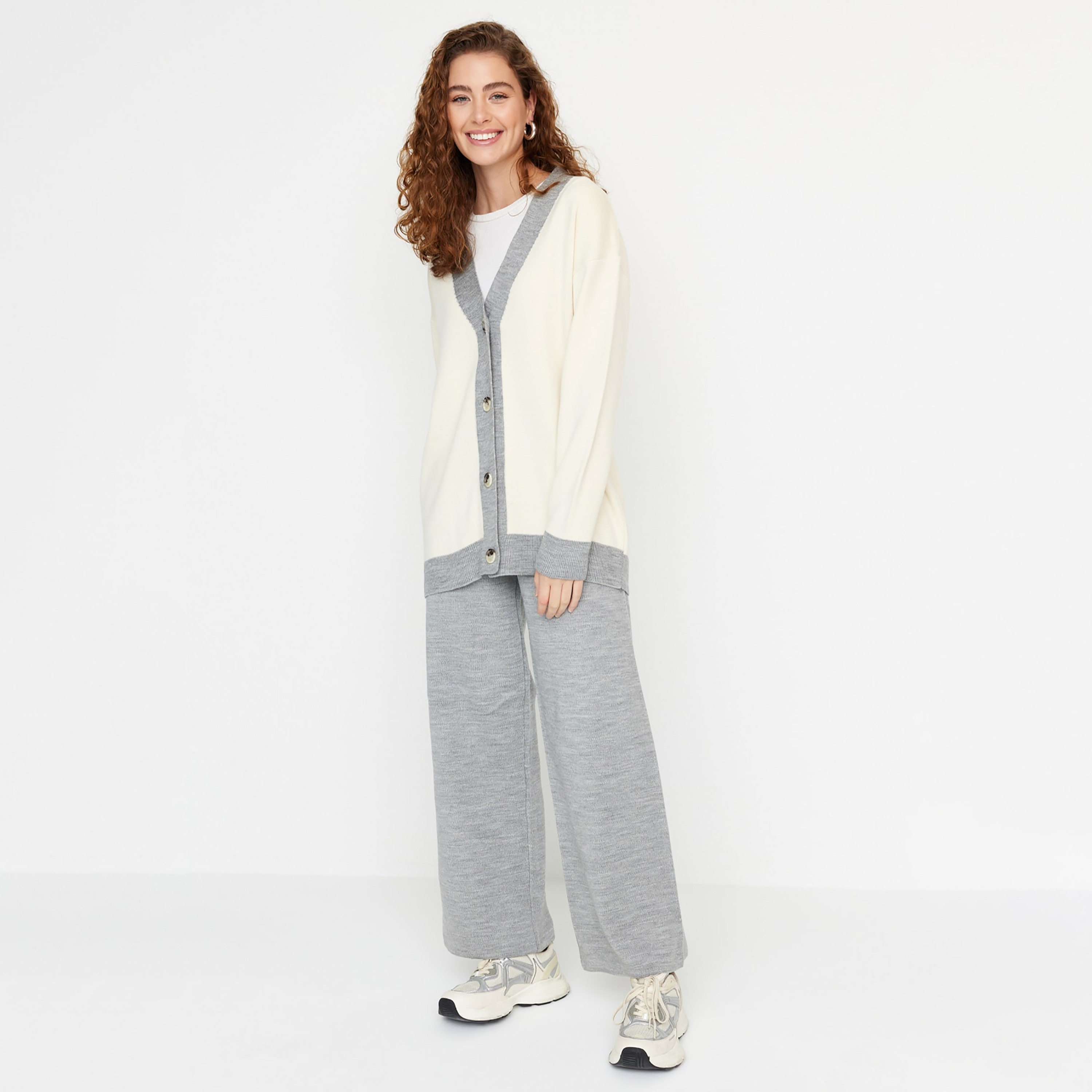 Trendyol Modest Color-Blocked Dropped Sleeves Women's Cardigan & Pants Set-women-clothing-coordsets-image-1