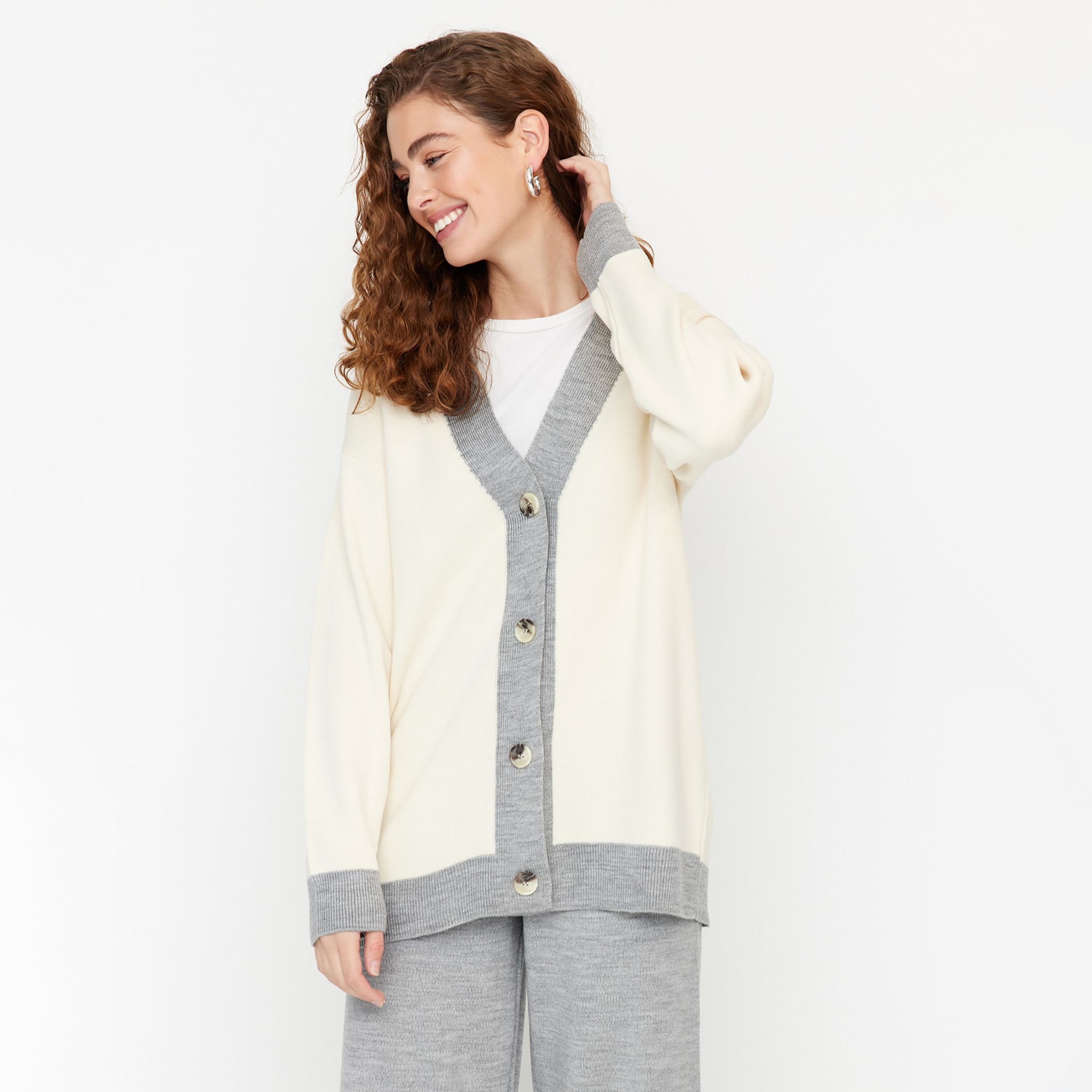 Trendyol Modest Color-Blocked Dropped Sleeves Women's Cardigan & Pants Set-women-clothing-coordsets-image-3
