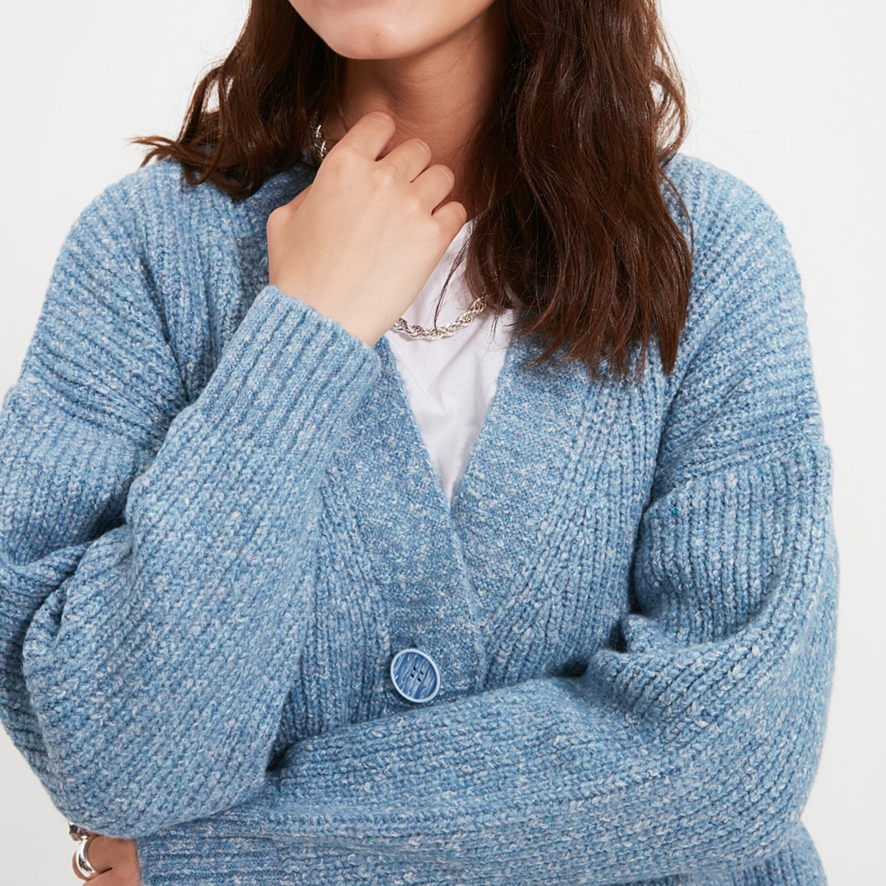 كارديجان حريمي محتشم أزرق بأكمام مسدلة من ترينديول-women-winterwear-cardigansandjumpers-cardigans-image-3