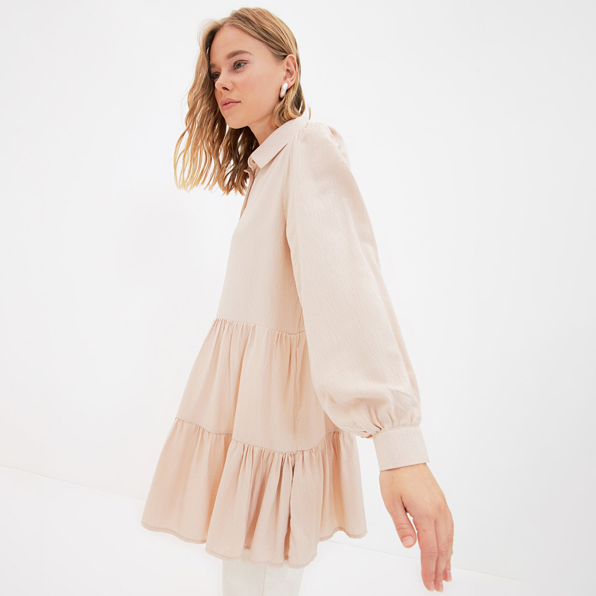 ترينديول اللون البيج قمم-women-clothing-shirtsandblouses-blouses-image-2