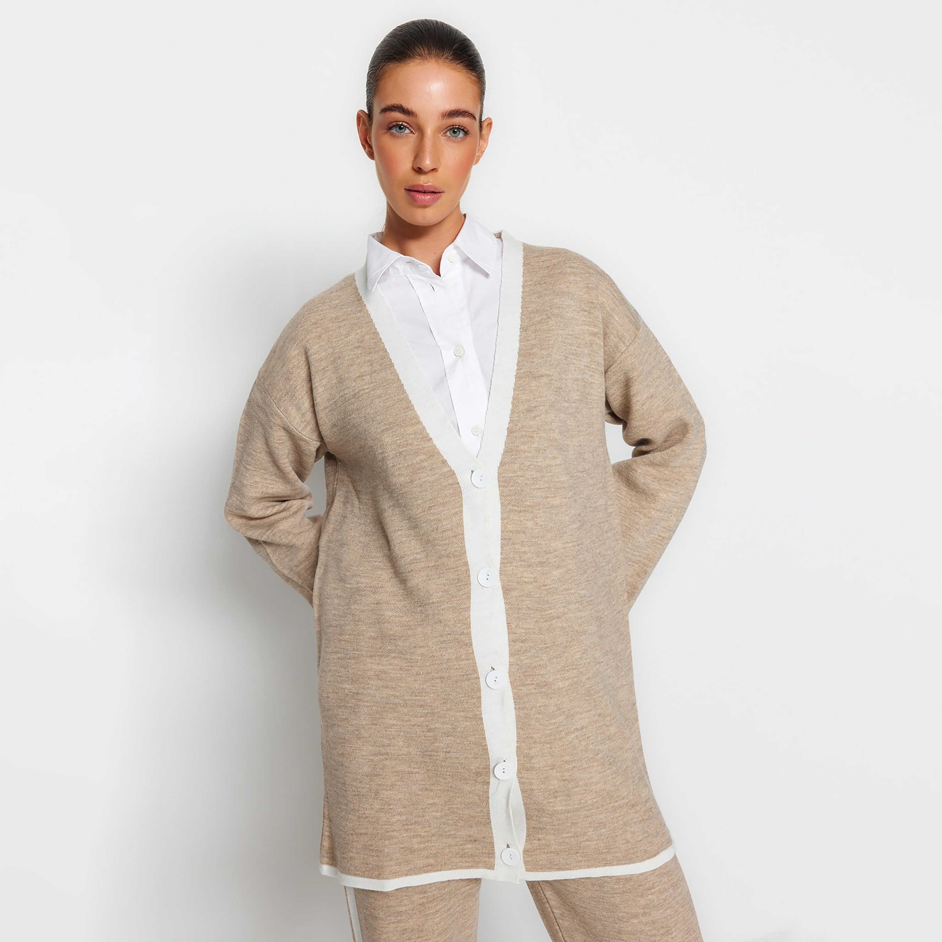 Trendyol Modest Beige Color-Blocked Dropped Sleeves Women's Cardigan & Pants Set-women-clothing-coordsets-image-2
