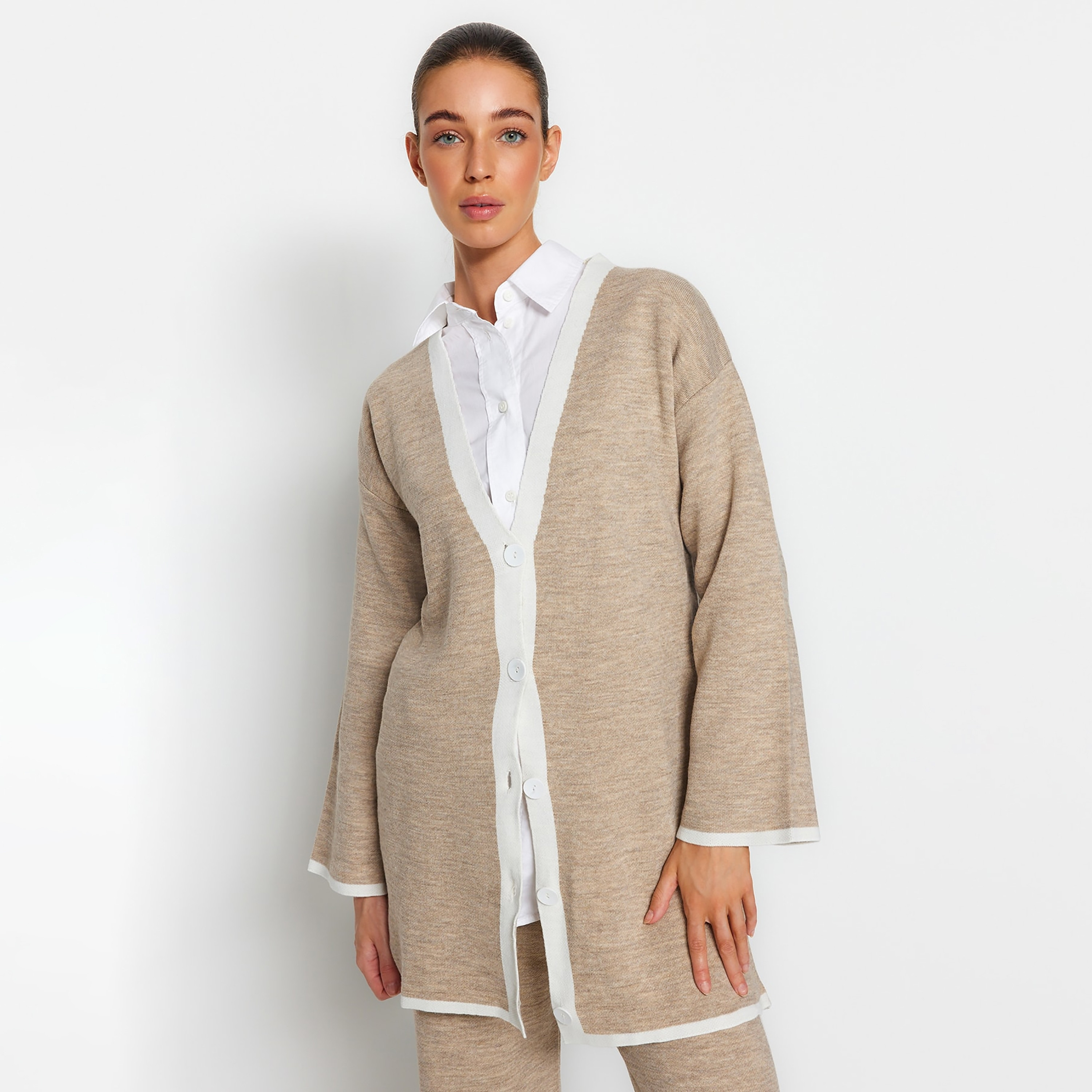 Trendyol Modest Beige Color-Blocked Dropped Sleeves Women's Cardigan & Pants Set-women-clothing-coordsets-image-5