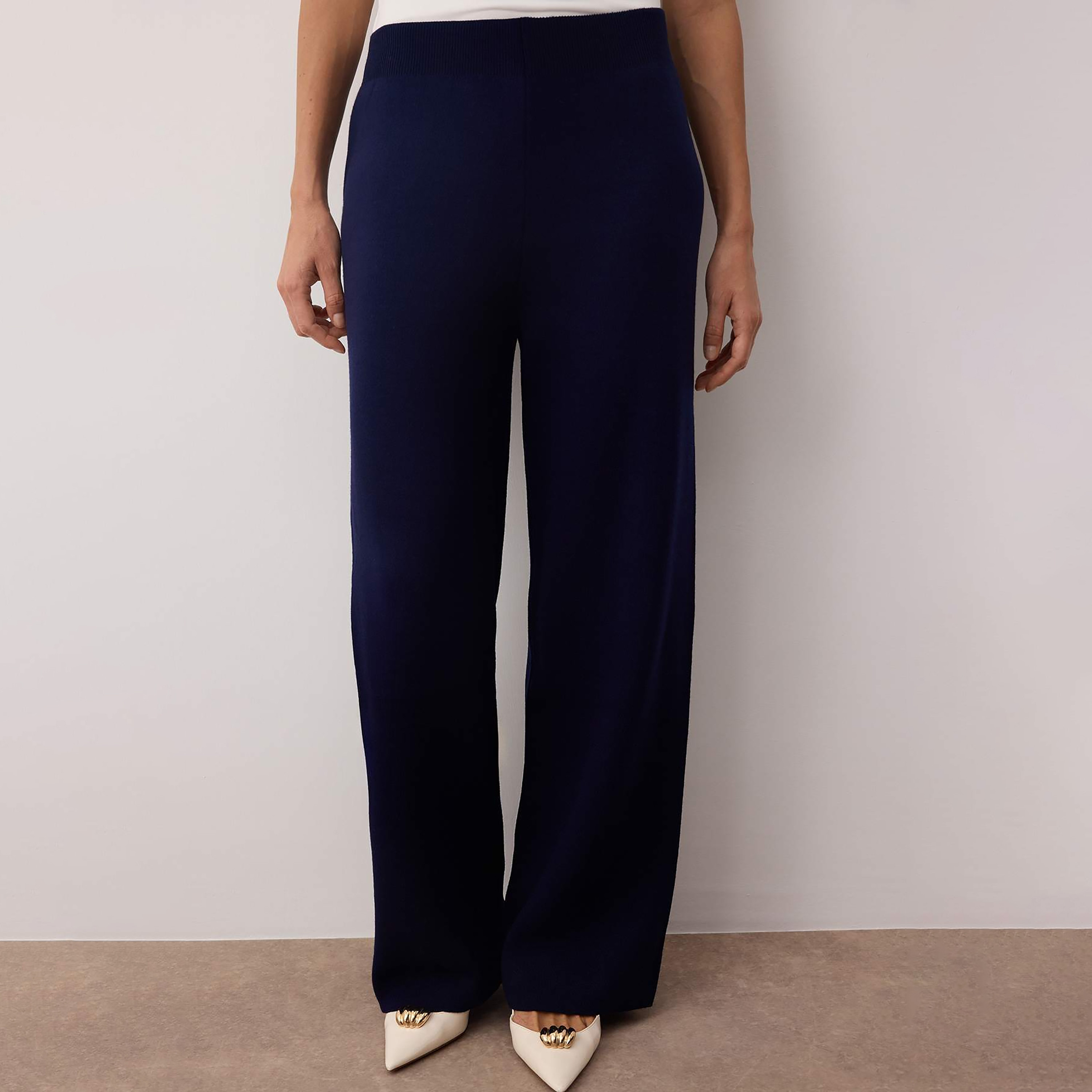طقم كارديجان وبنطلون حريمي محتشم بأكمام مسدلة من ترينديول-women-clothing-coordsets-image-3