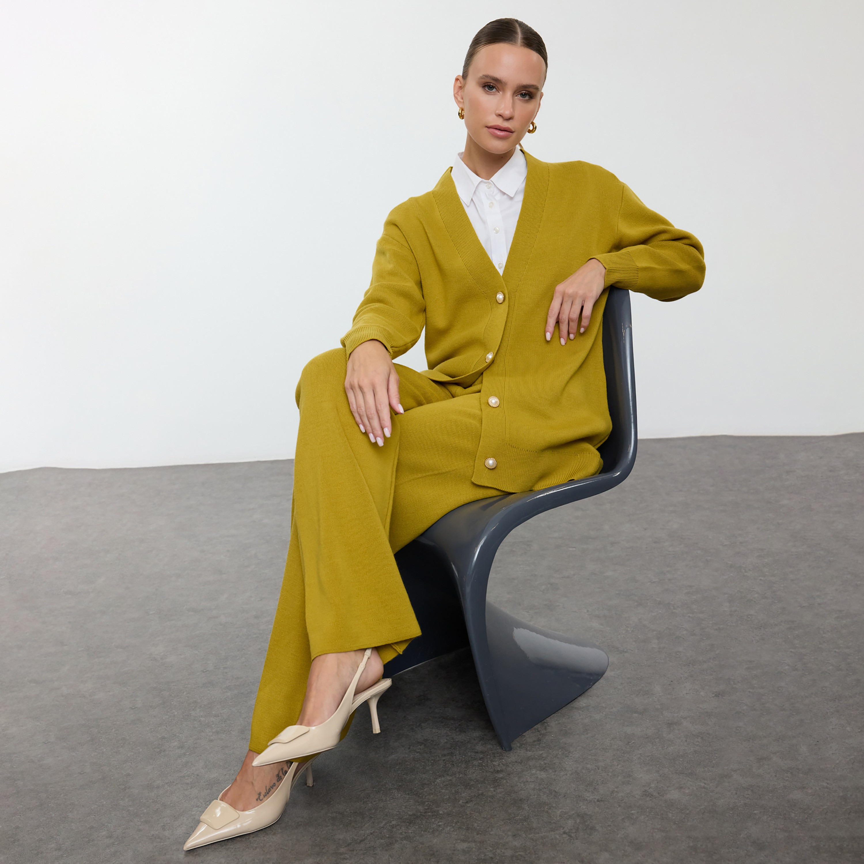 Trendyol Modest Dropped Sleeves Women's Cardigan & Pants Set-women-clothing-coordsets-image-2