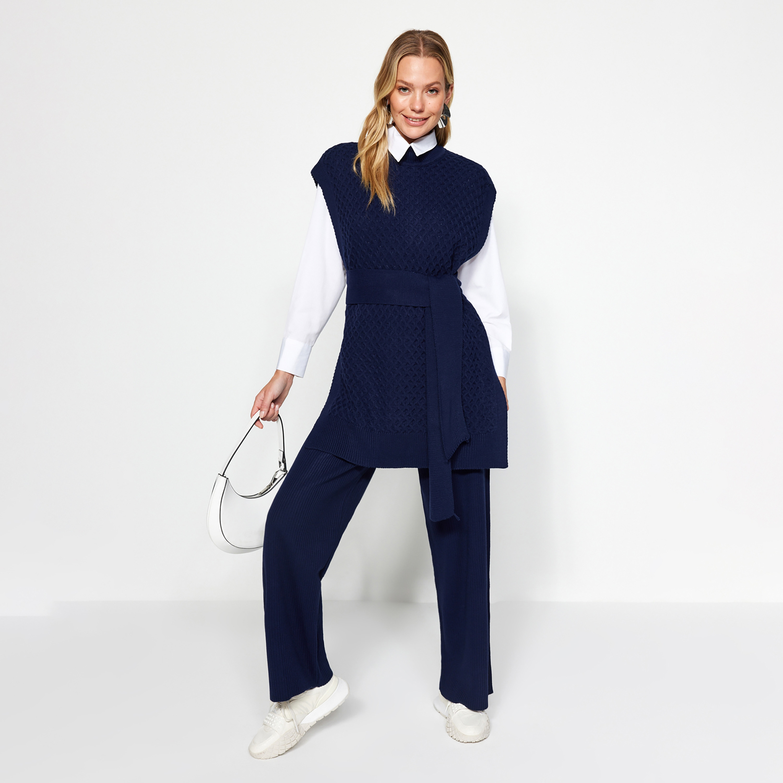 Trendyol Modest Geometric Knit Mock Neck Women's Sweater Vest & Pants Set-women-clothing-coordsets-image-1
