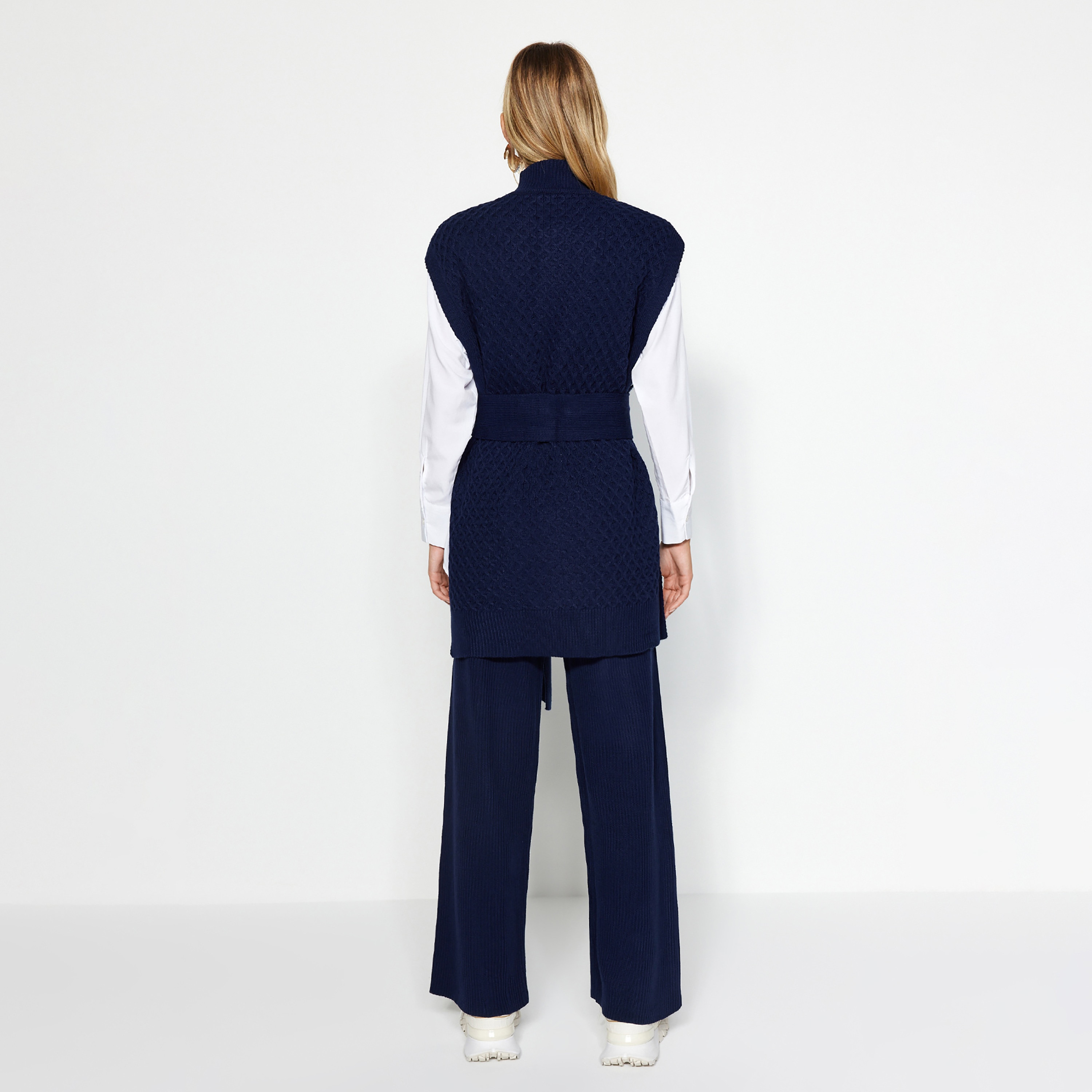 Trendyol Modest Geometric Knit Mock Neck Women's Sweater Vest & Pants Set-women-clothing-coordsets-image-6