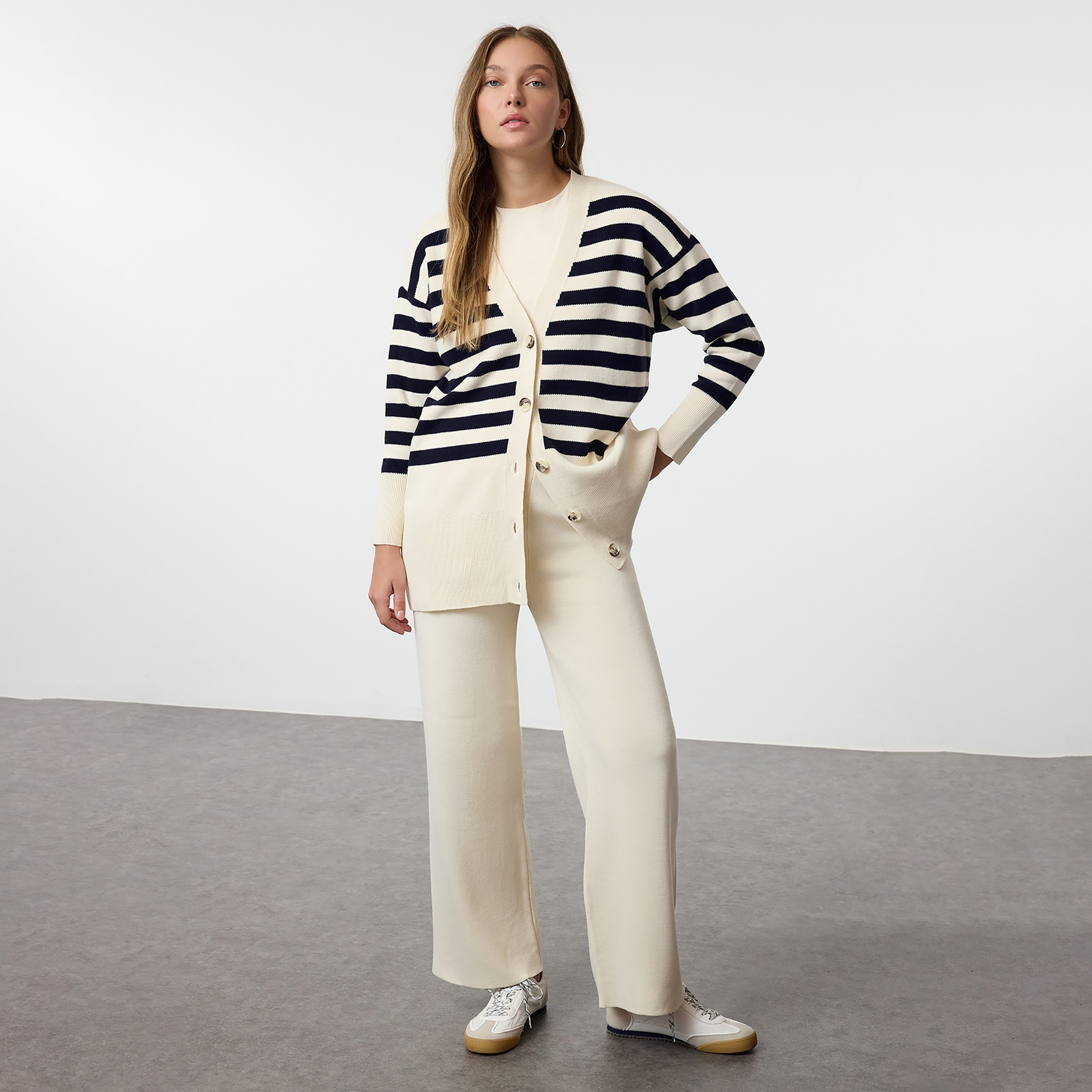 Trendyol Modest Stone Striped Dropped Sleeves Women's Cardigan & Pants Set-women-clothing-coordsets-image-1