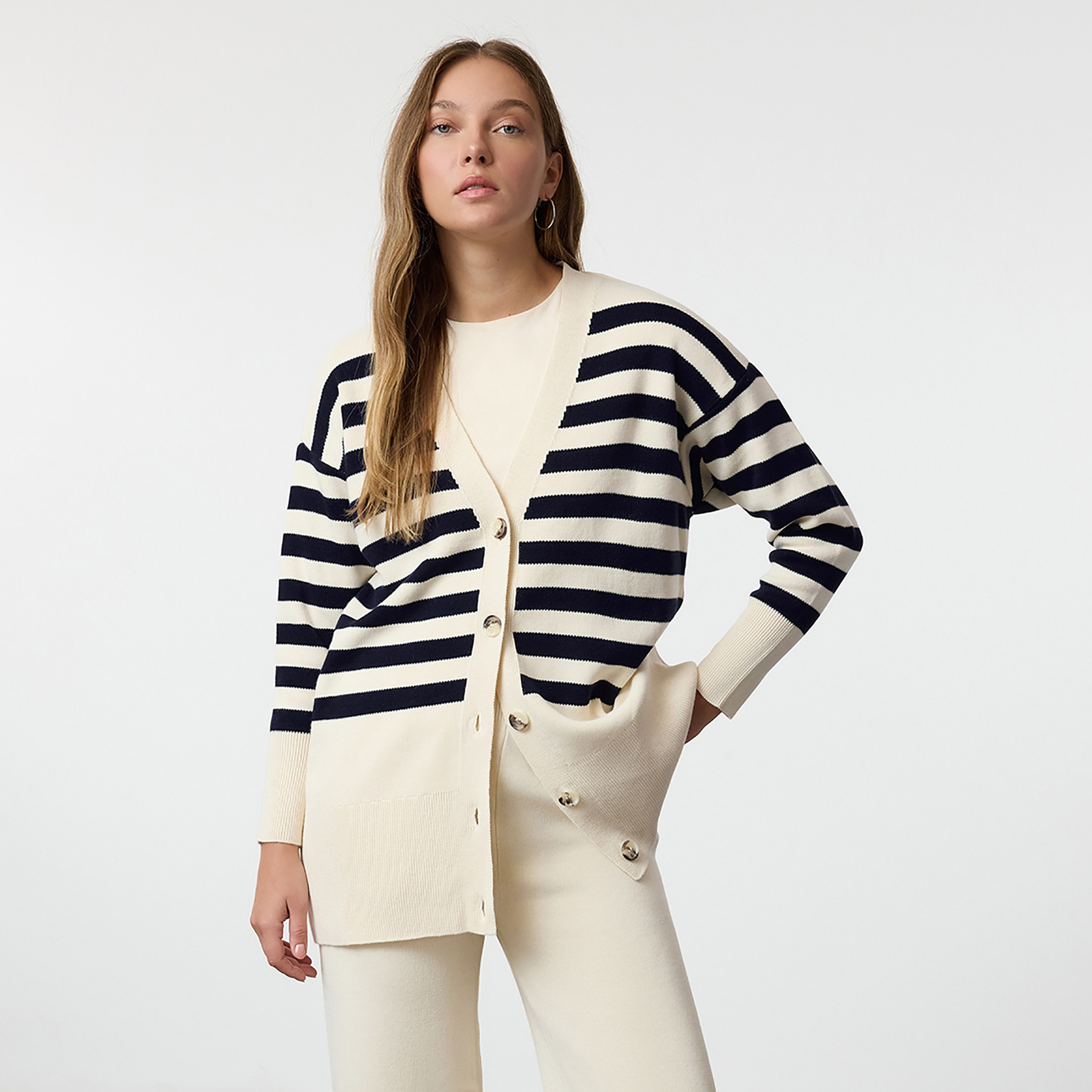 Trendyol Modest Stone Striped Dropped Sleeves Women's Cardigan & Pants Set-women-clothing-coordsets-image-2