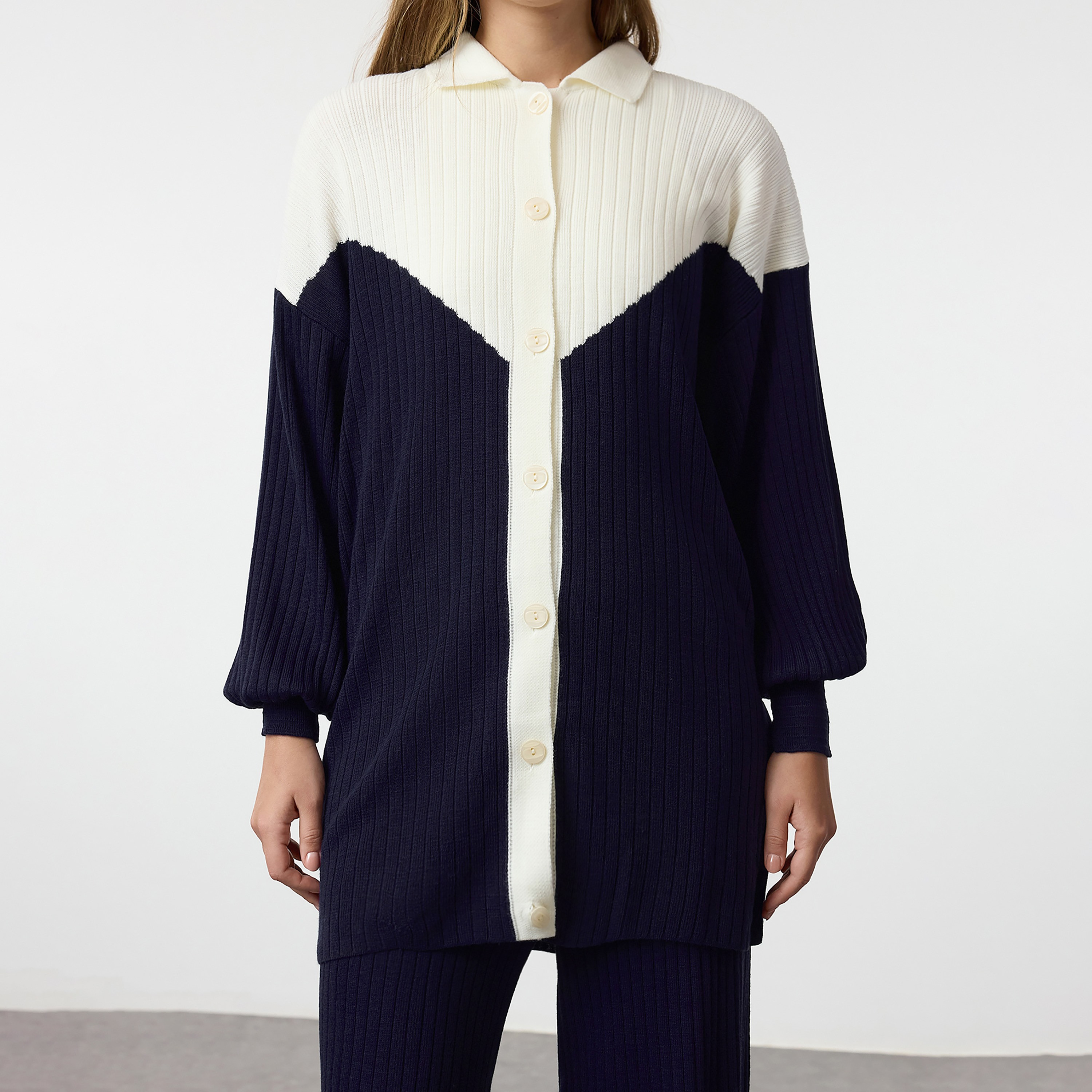 Trendyol Modest Navy Color-Blocked Collared Dropped Sleeves Women's Cardigan & Pants Set-women-clothing-coordsets-image-5