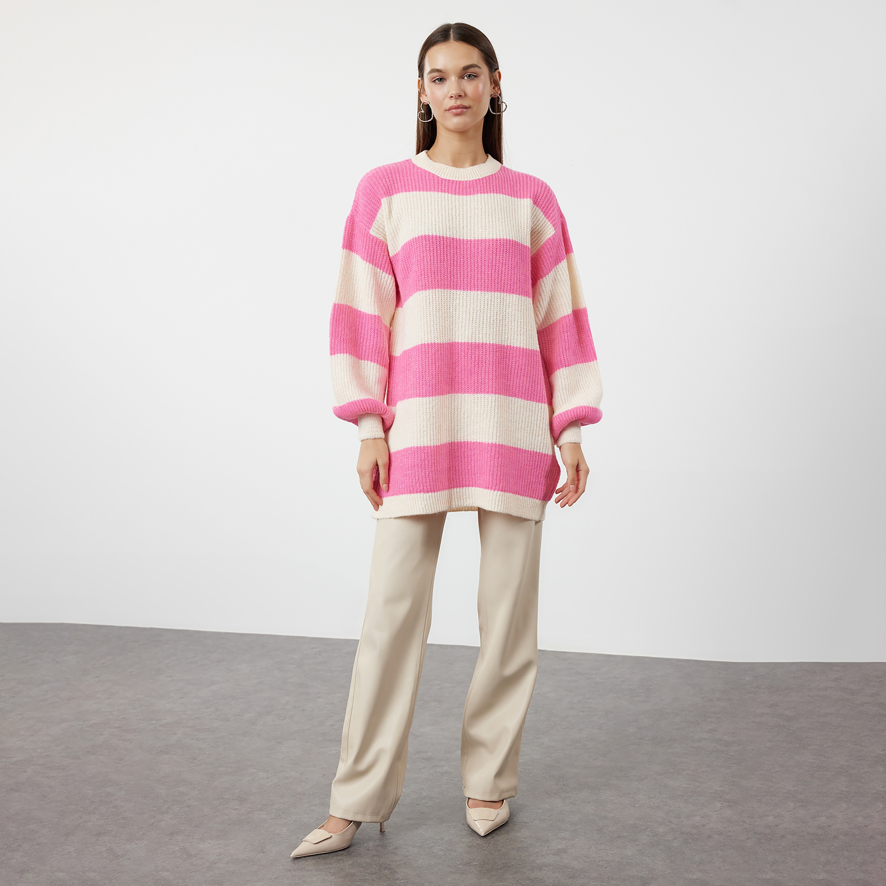 سويتر حريمي محتشم وردي بألوان متباينة وأكمام مسدلة من تريندyol-women-winterwear-cardigansandjumpers-jumpers-image-2