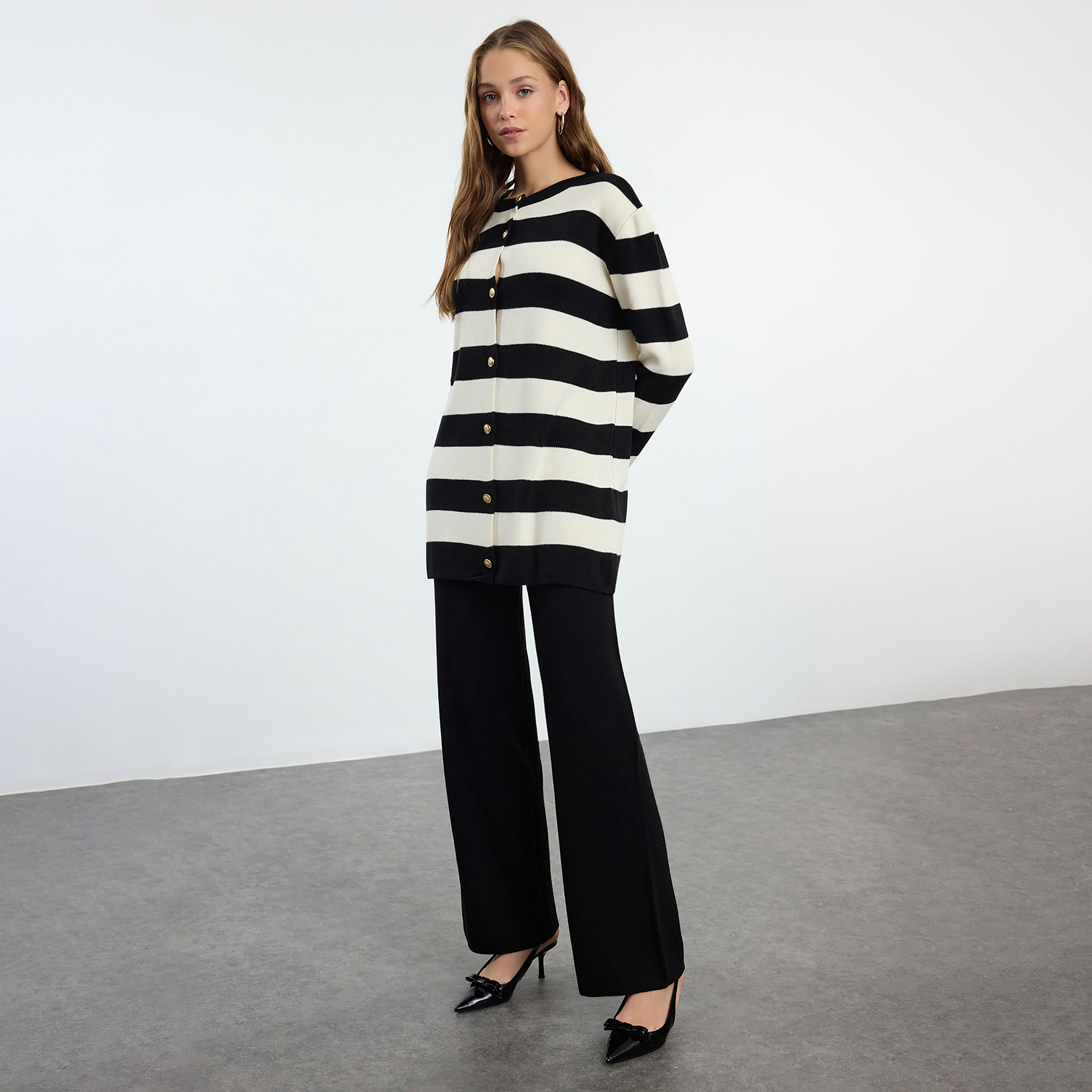 Trendyol Modest Black Striped Dropped Sleeves Women's Cardigan & Pants Set-women-clothing-coordsets-image-1
