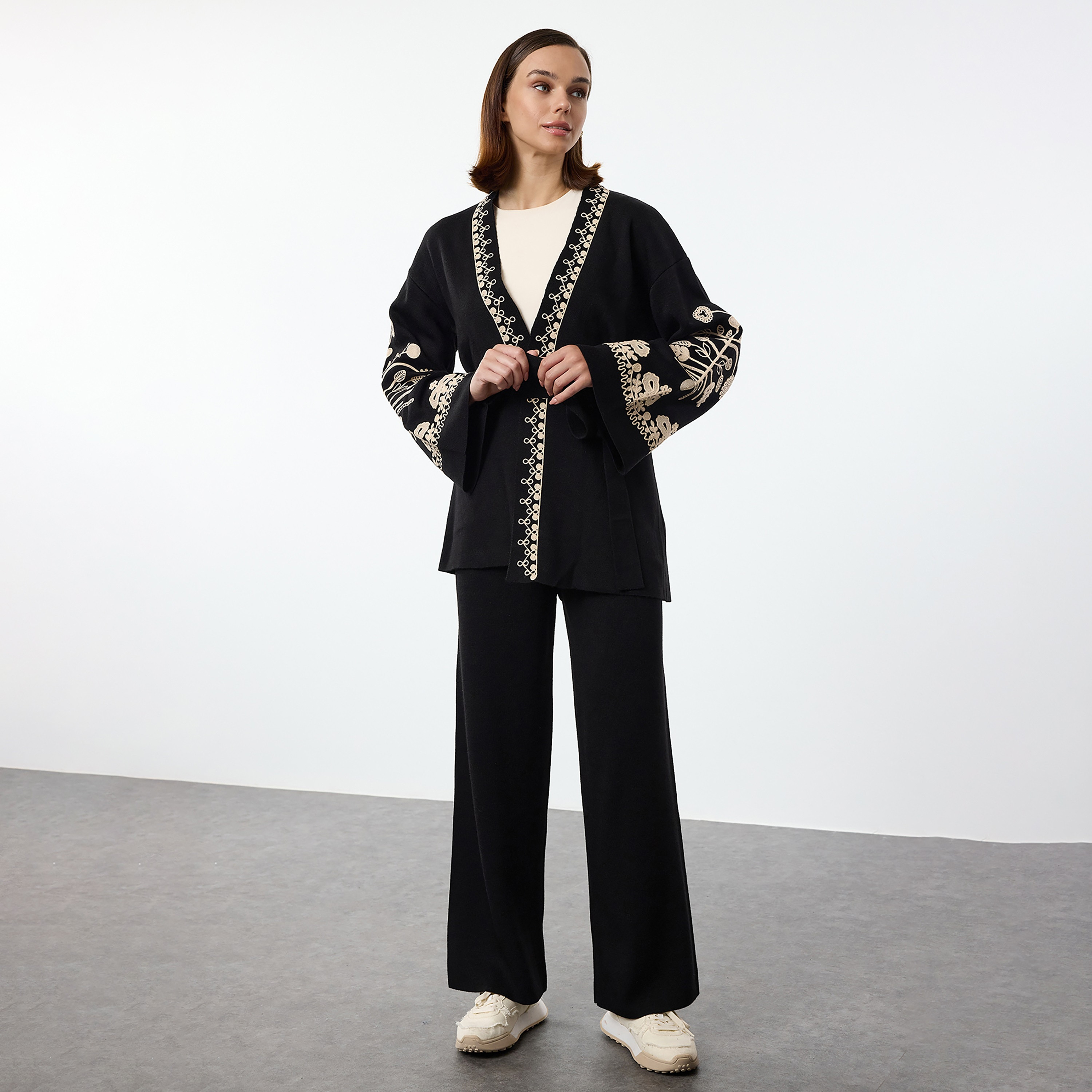 Trendyol Modest Floral Embroidered Kimono Sleeves Women's Cardigan & Pants Set-women-clothing-coordsets-image-1