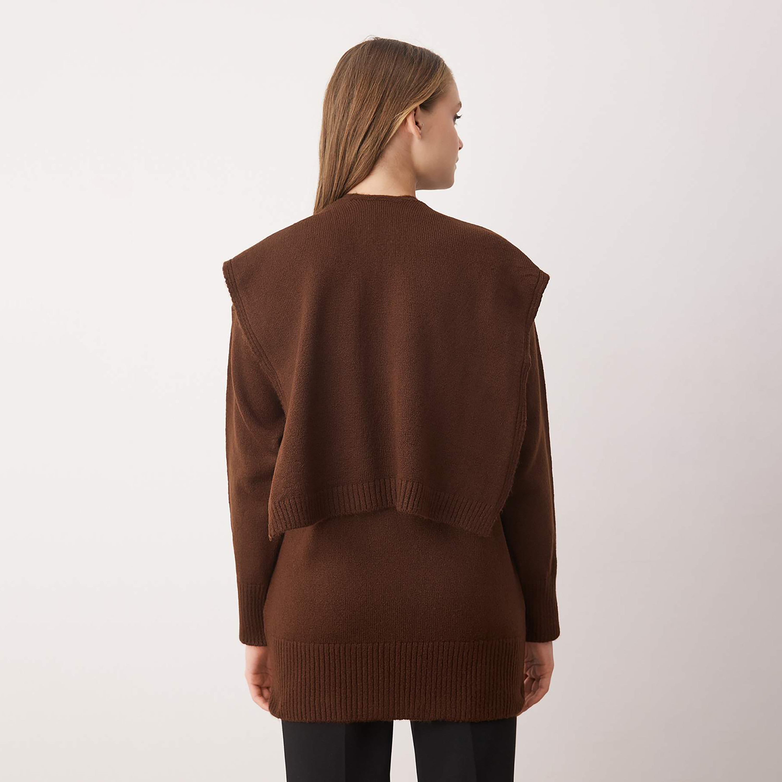 بلوفر حريمي بني بأكمام ساقطة من تريندyول ميلا-women-winterwear-cardigansandjumpers-jumpers-image-3