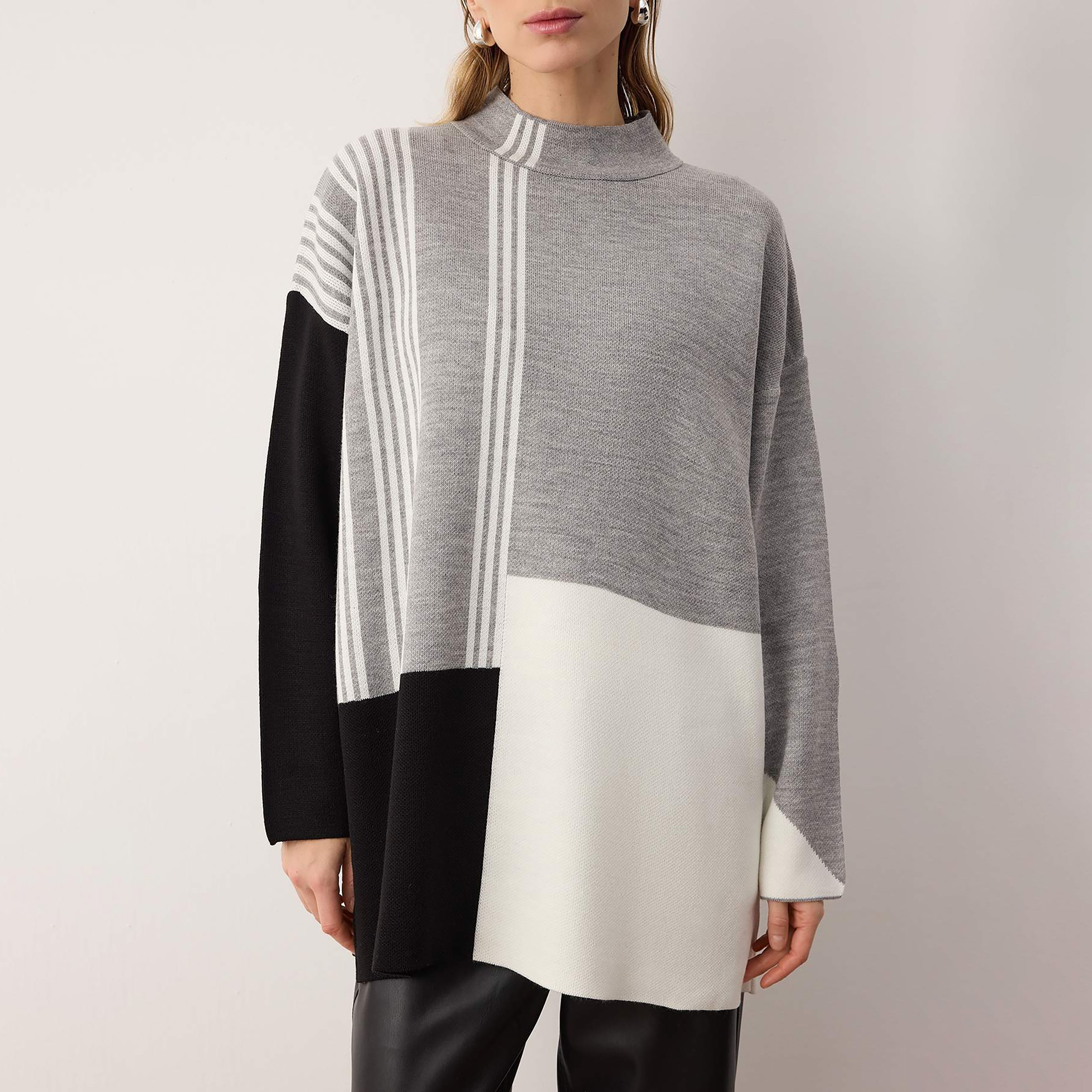 Trendyol Modest Grey Color-Blocked Mock Neck Dropped Sleeves Women's Sweater-women-winterwear-cardigansandjumpers-jumpers-image-4