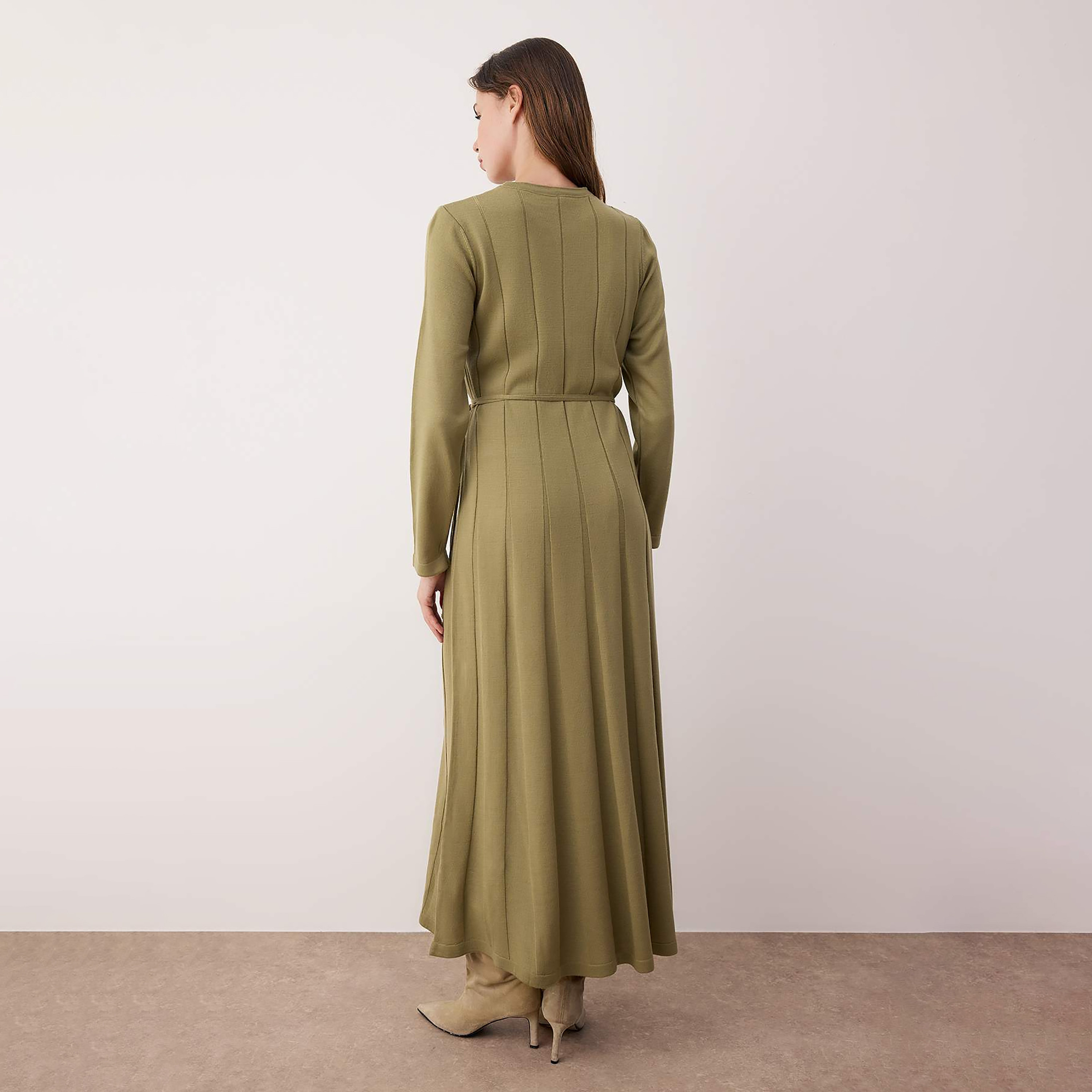 Trendyol Modest Green Panel Textured Fitted Sleeves Fit & Flared Women's Midi Dress-women-clothing-dresses-image-3