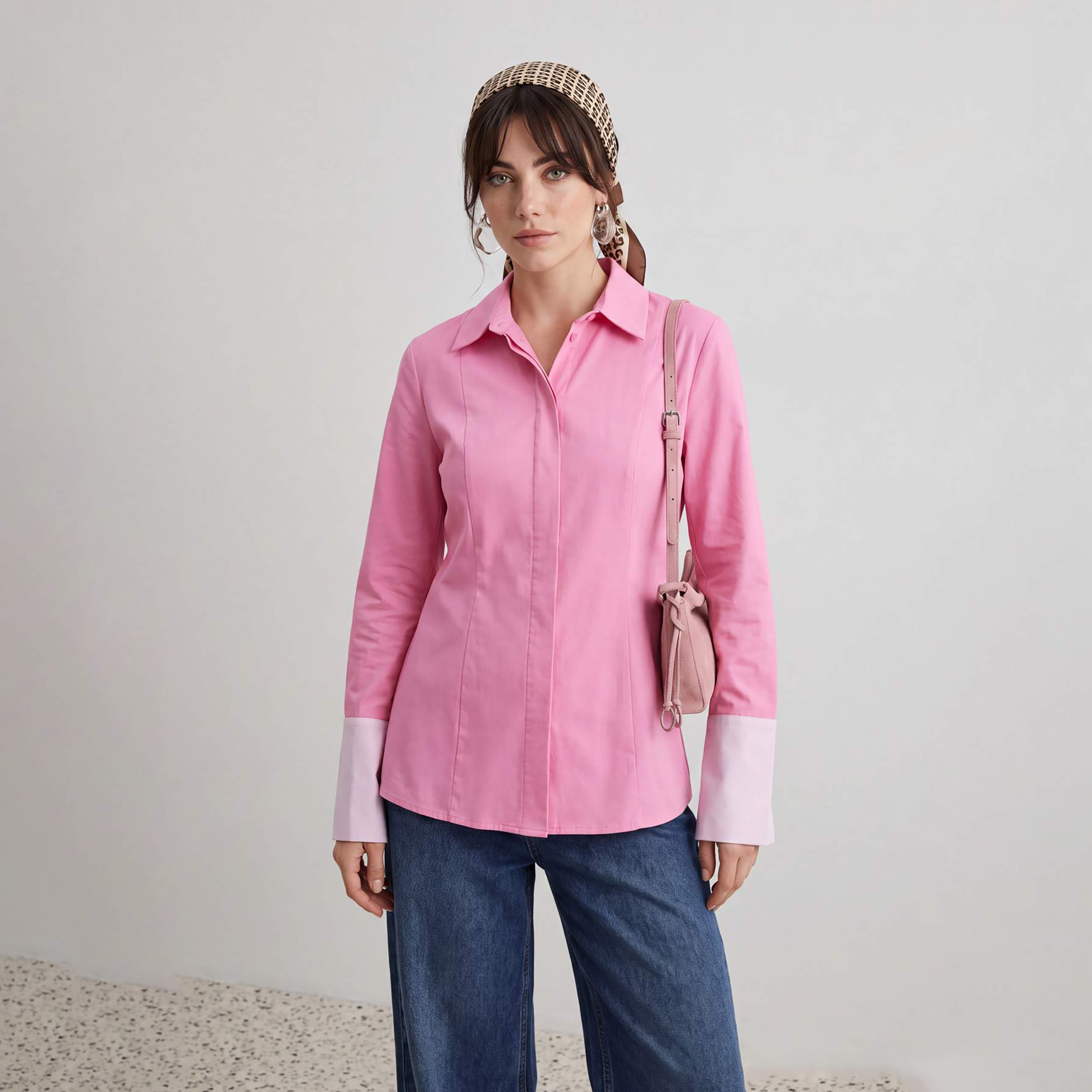 قميص حريمي محتشم وردي بياقة وأساور أكمام متباينة من ترينديول-women-clothing-shirtsandblouses-shirts-image-1