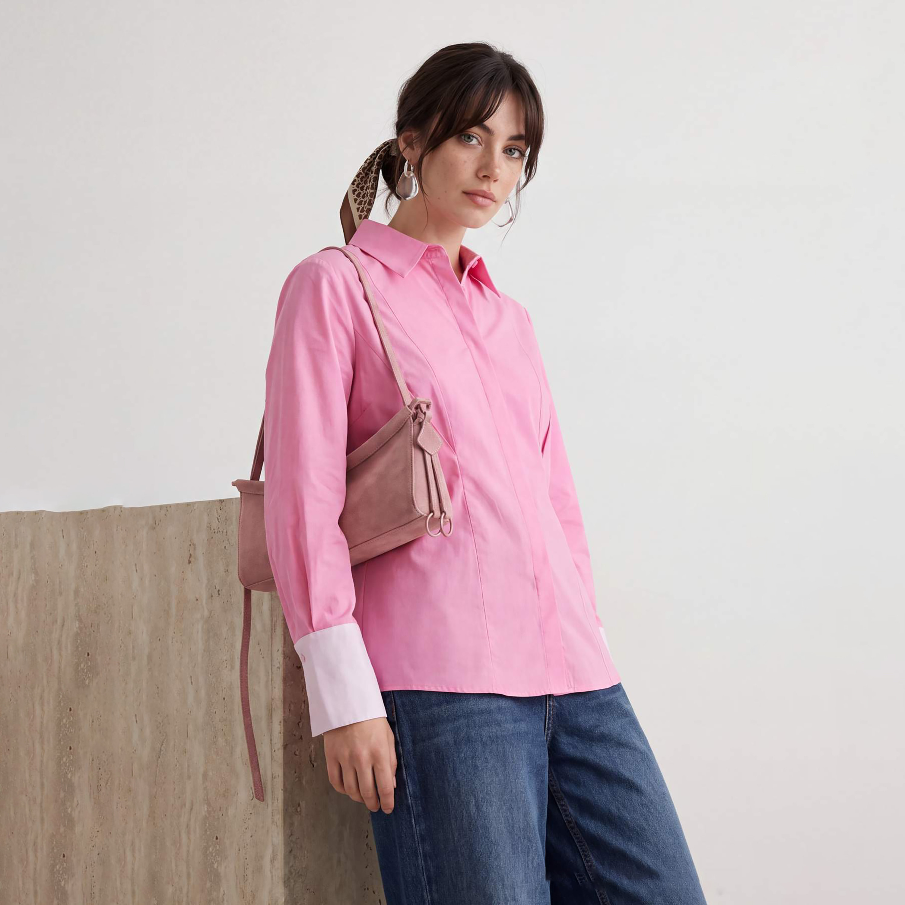قميص حريمي محتشم وردي بياقة وأساور أكمام متباينة من ترينديول-women-clothing-shirtsandblouses-shirts-image-4