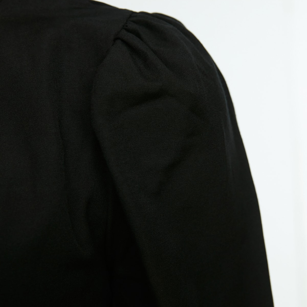 Trendyol Modest Women Solid Balloon Sleeve Back Zippered Dress-women-clothing-dresses-image-3