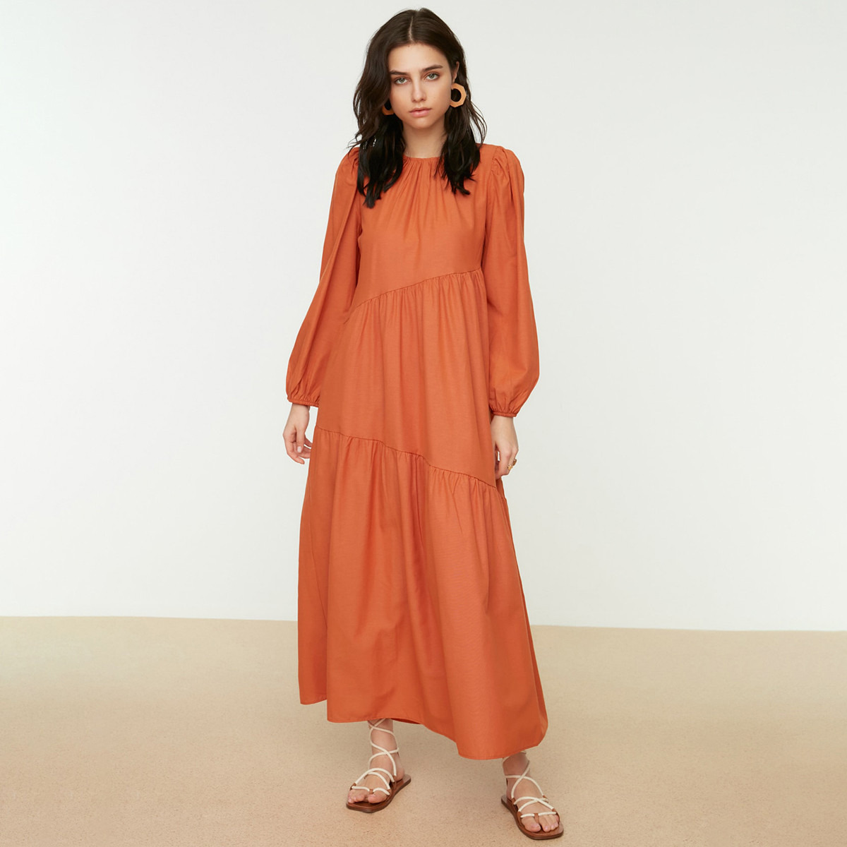 ترينديول بنى طويل فستان-women-clothing-dresses-image-3