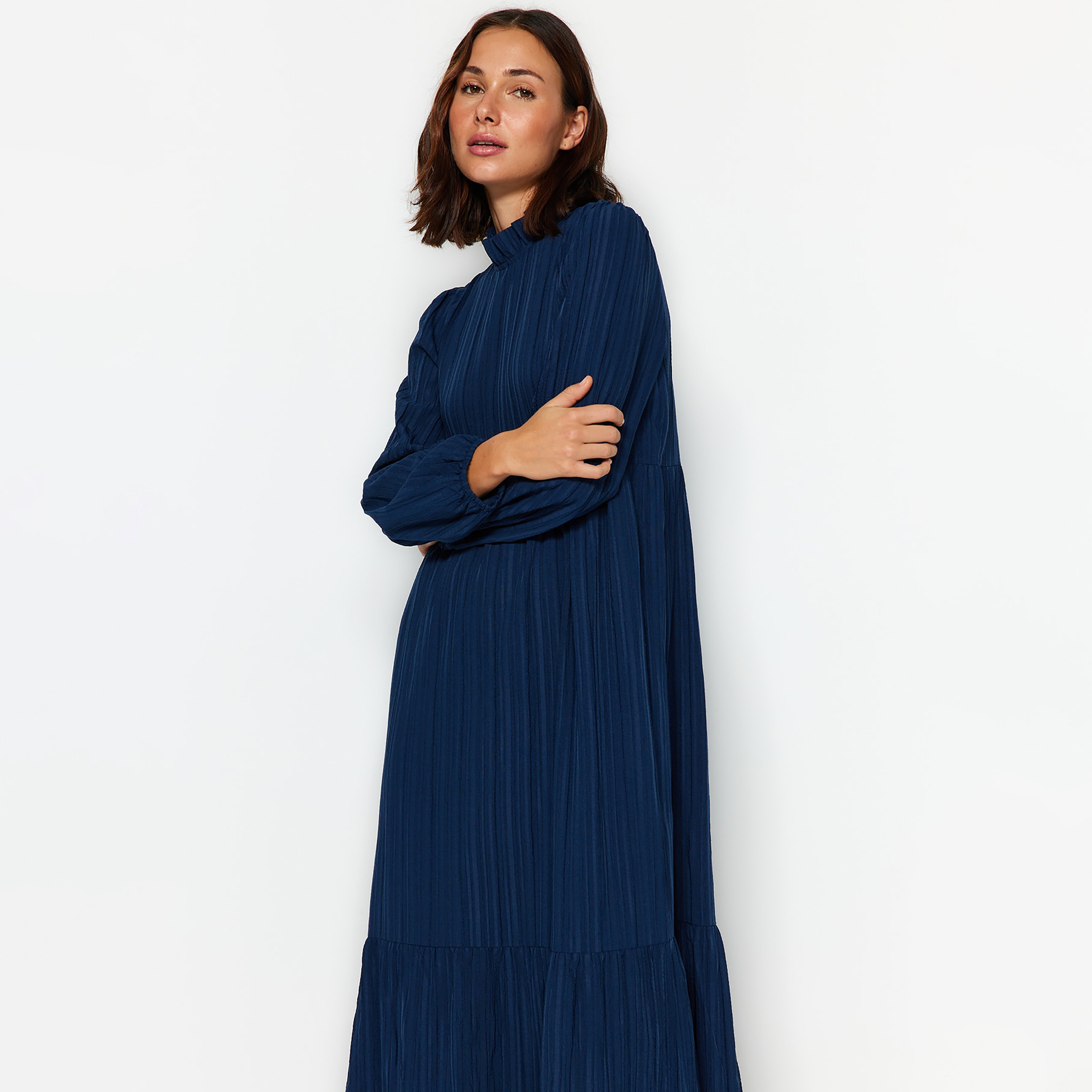 Trendyol Modest Textured Ruffled Neck Tiered Women's Maxi Dress-women-clothing-dresses-image-6